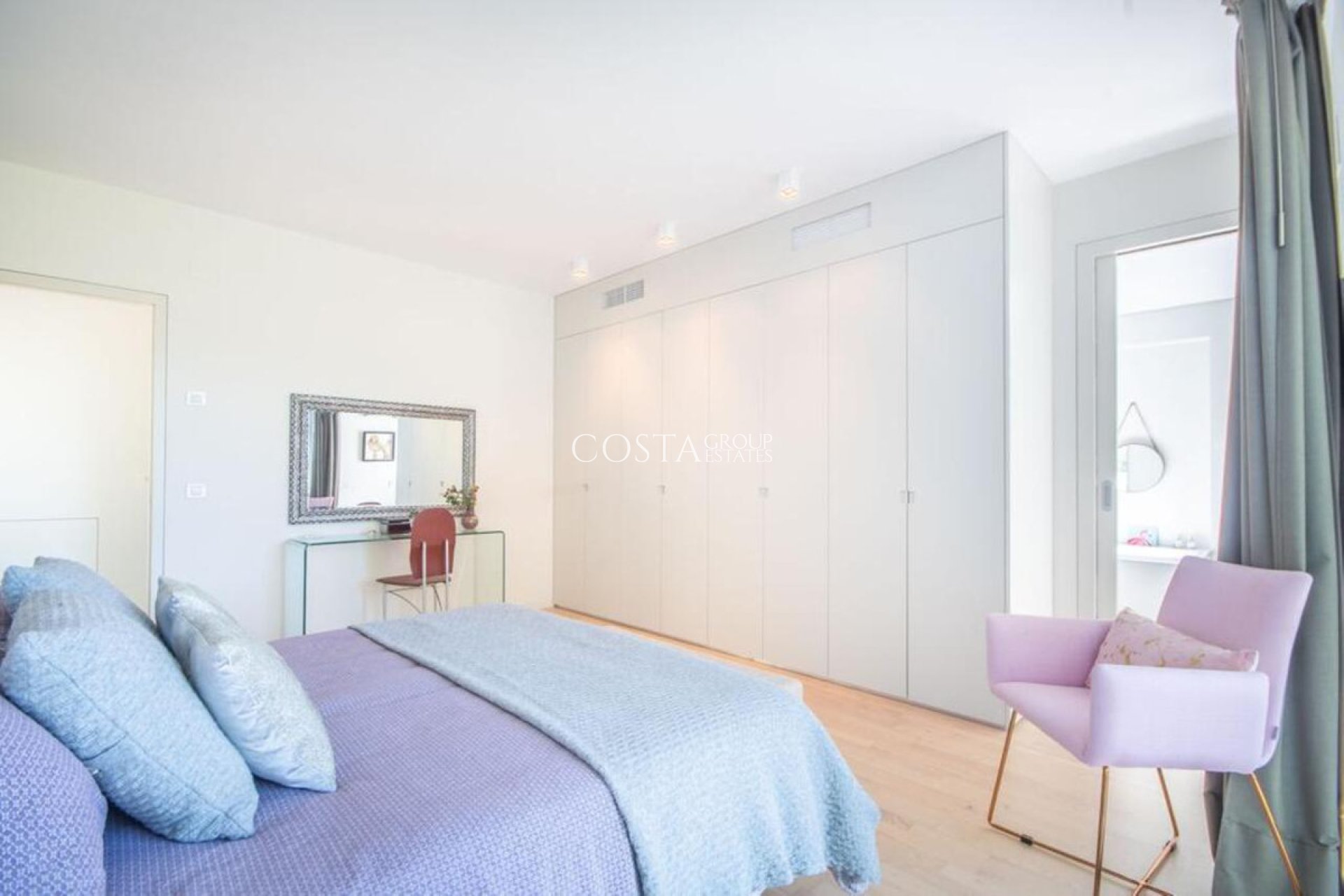 Revente - Villa -
Orihuela - Las Colinas Golf