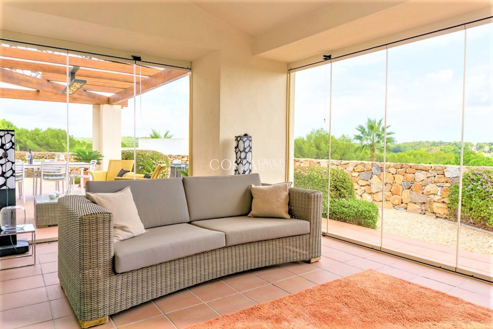 Revente - Villa -
Orihuela - Las Colinas Golf