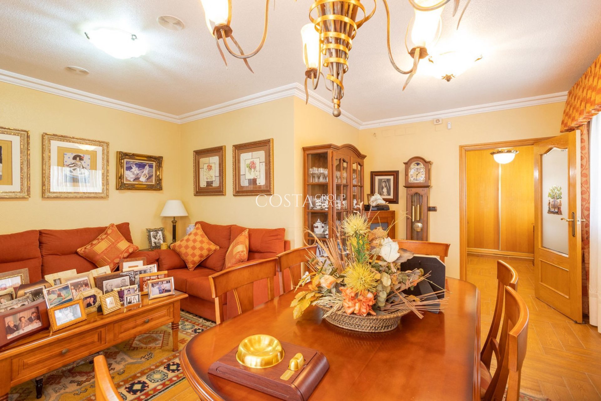 Revente - Villa -
Orihuela - Los Altos