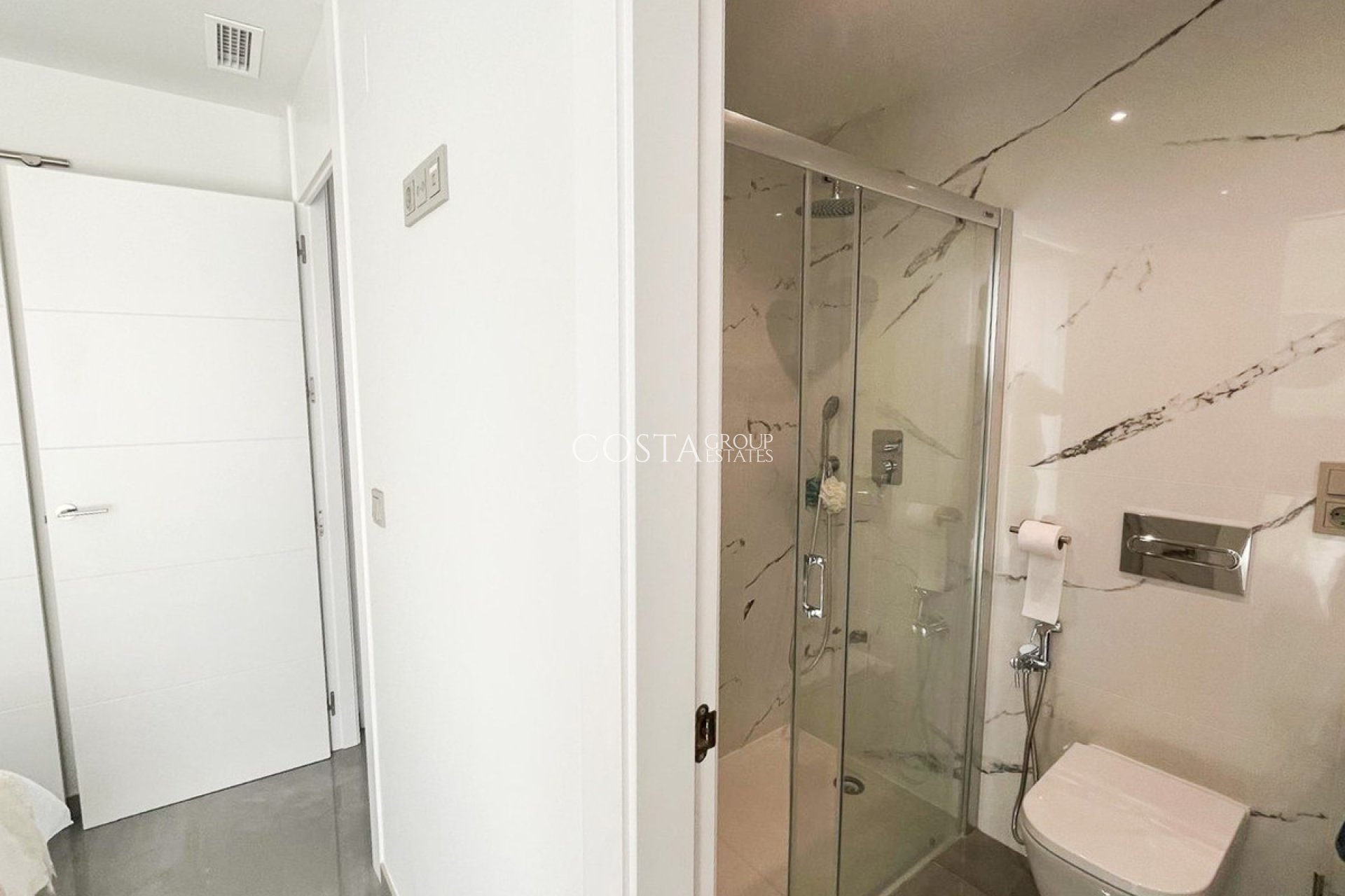 Revente - Villa -
Orihuela - Los Altos