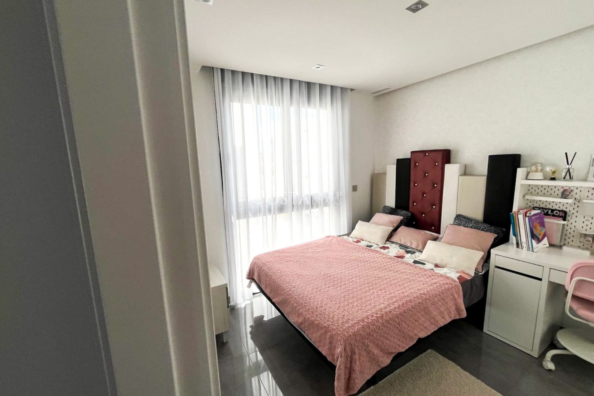 Revente - Villa -
Orihuela - Los Altos