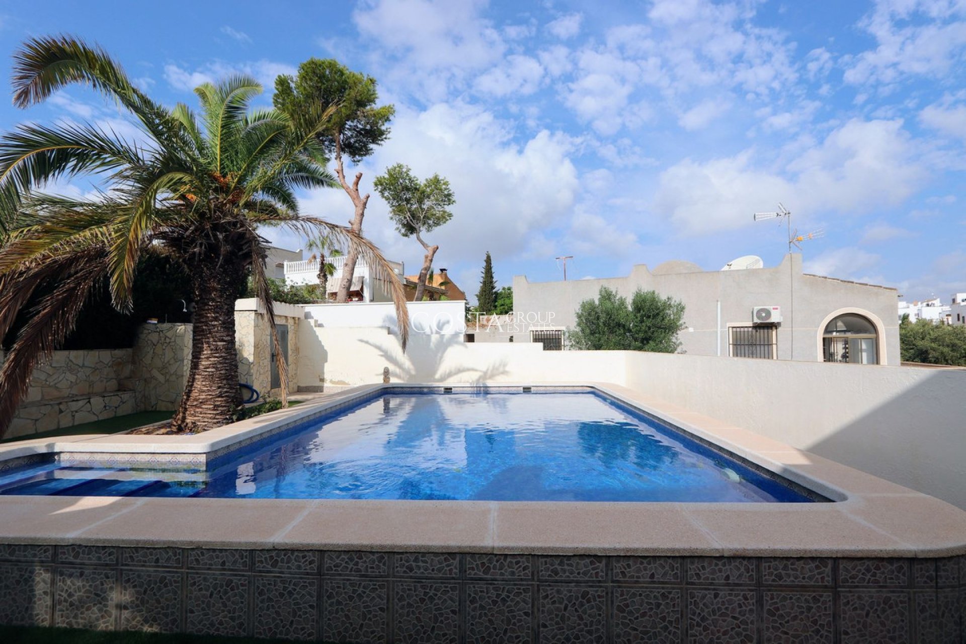 Revente - Villa -
Orihuela - Los Balcones