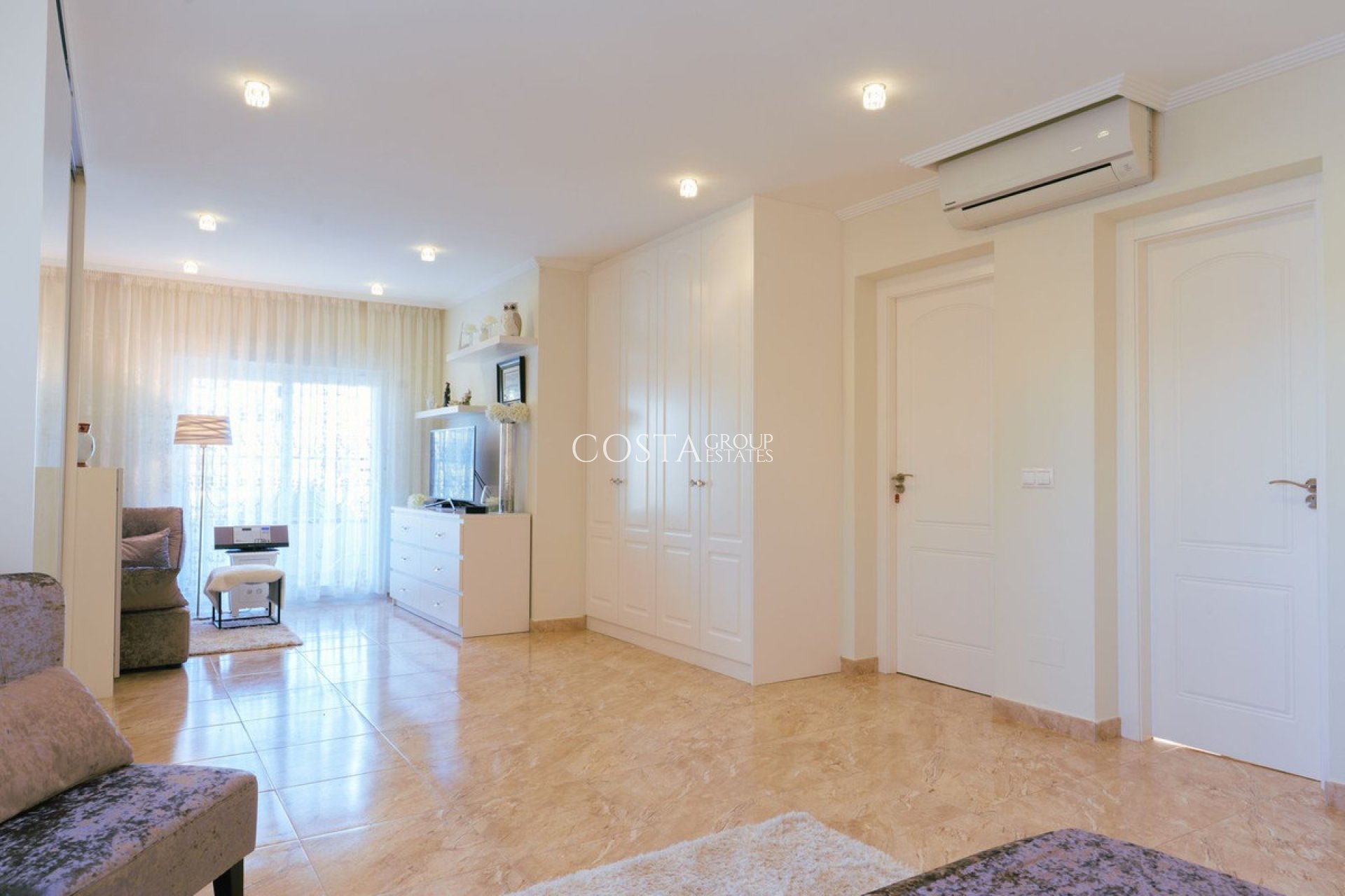 Revente - Villa -
Orihuela - Los Balcones