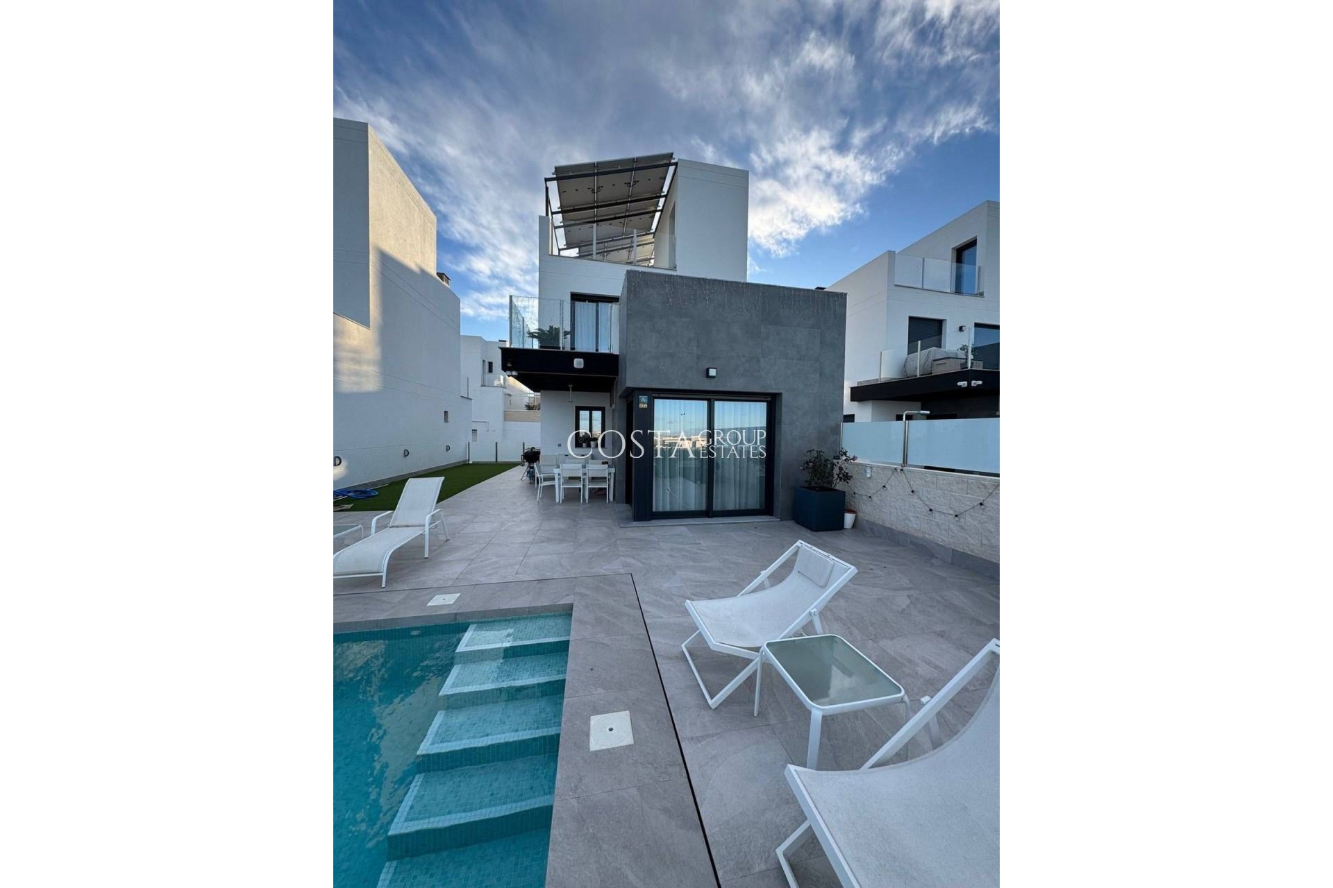 Revente - Villa -
Orihuela - Los Balcones