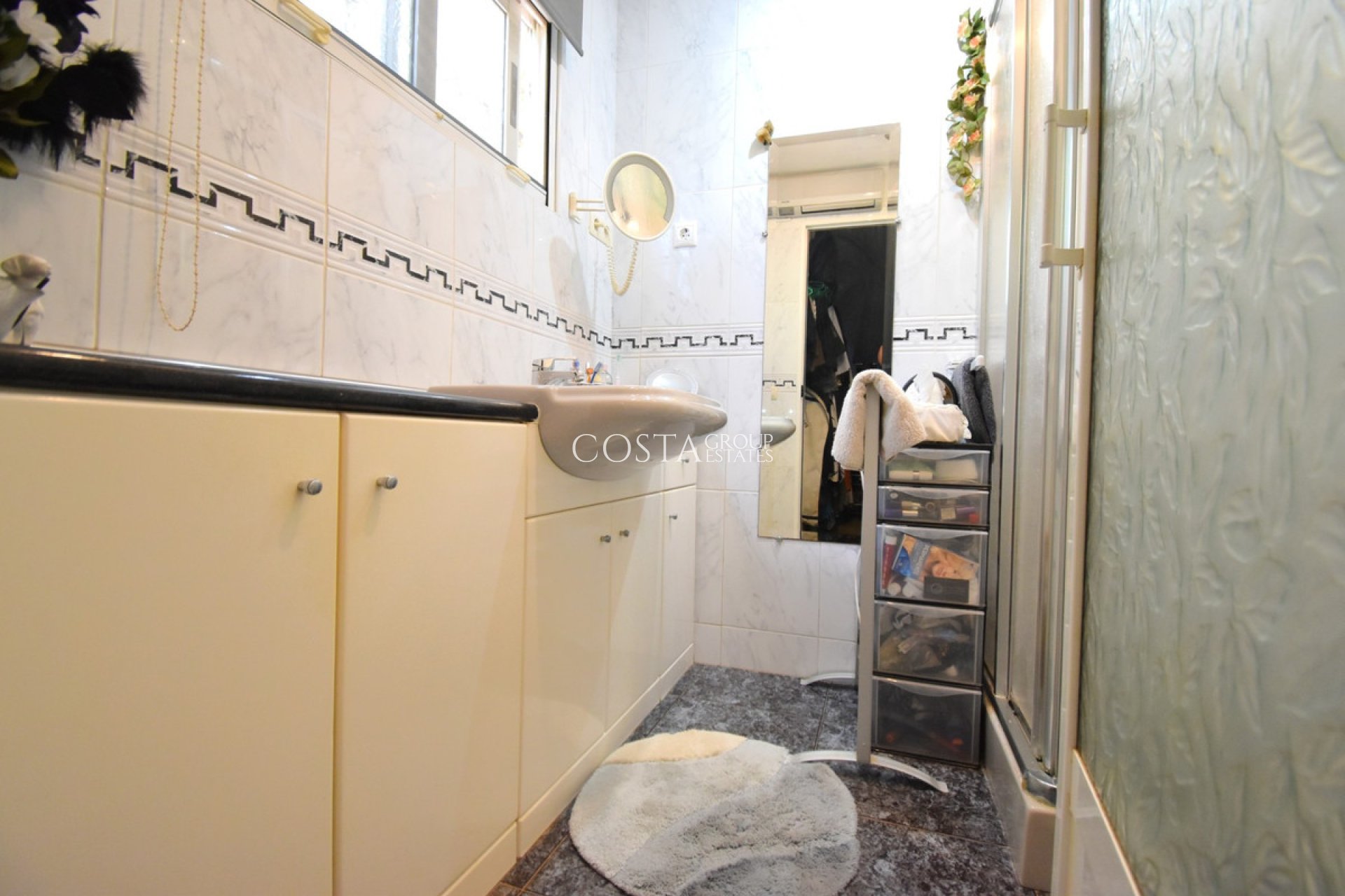 Revente - Villa -
Orihuela - Los Balcones