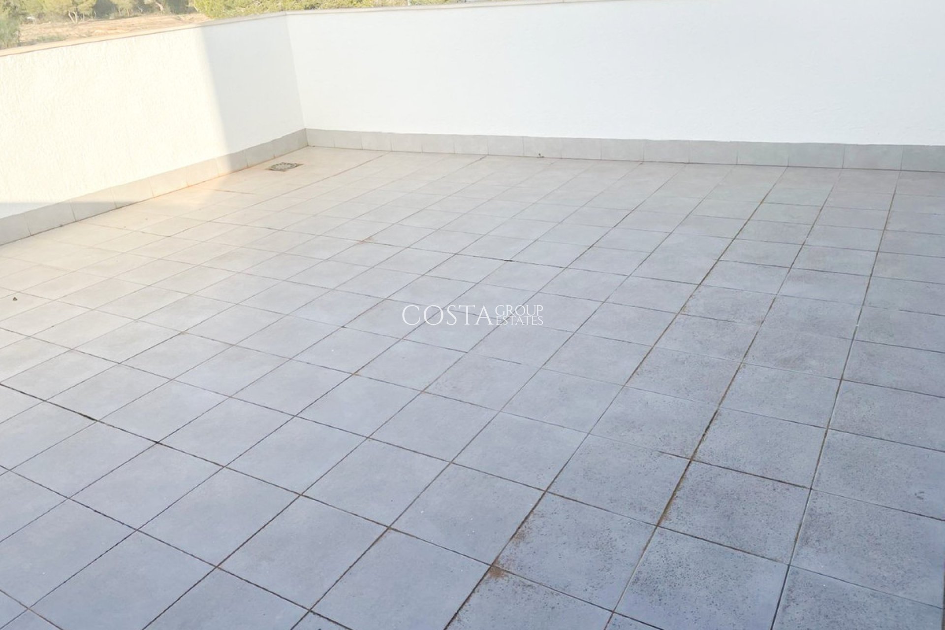 Revente - Villa -
Orihuela - Mil Palmeras