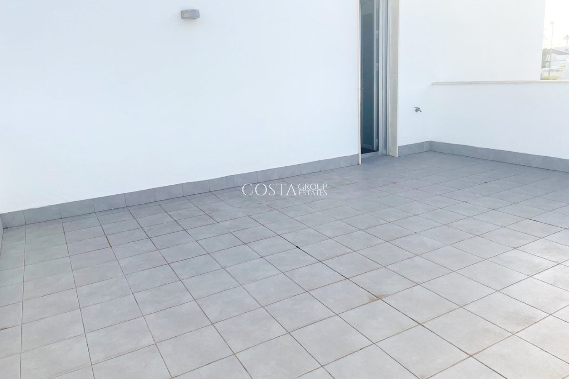 Revente - Villa -
Orihuela - Mil Palmeras