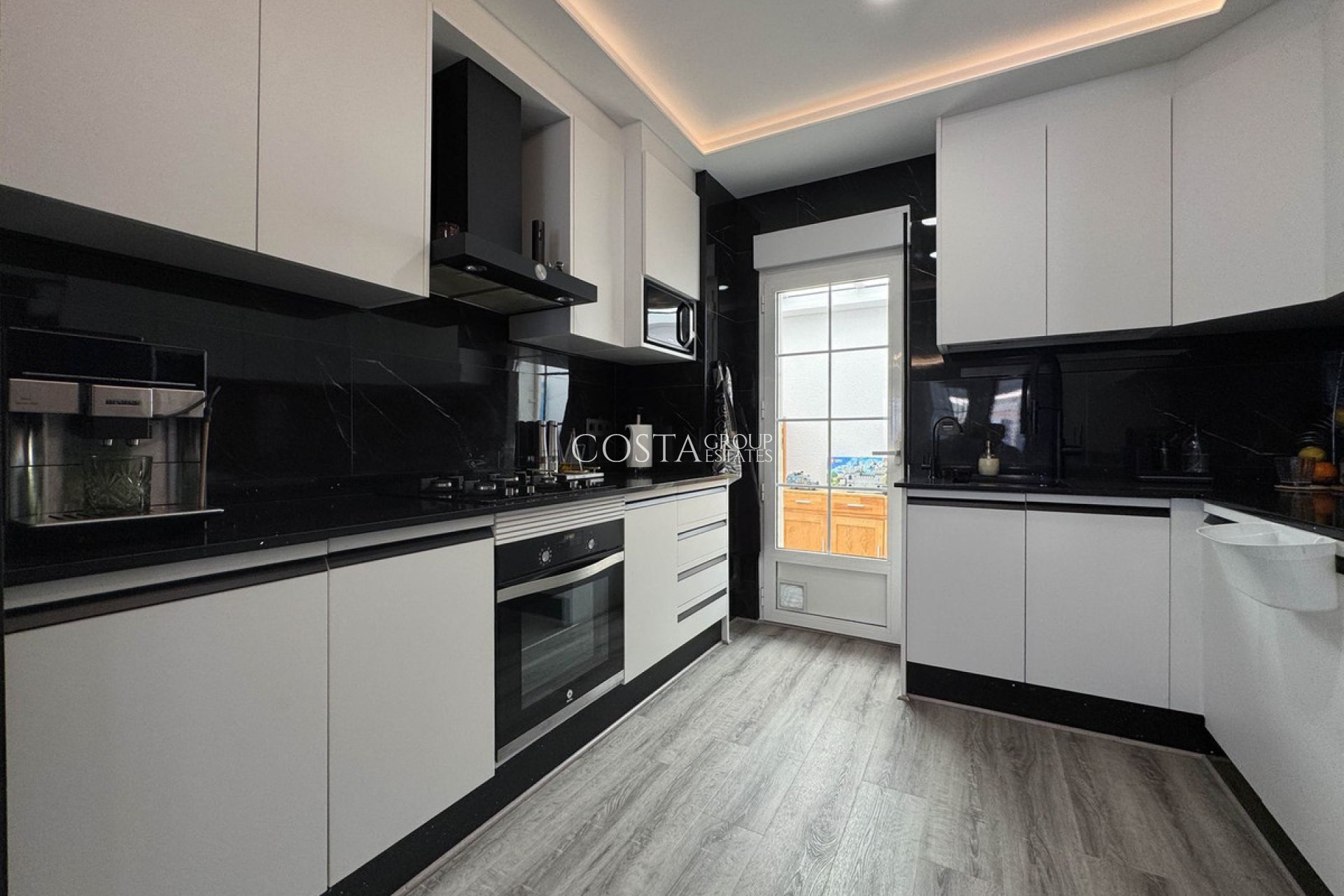 Revente - Villa -
Orihuela - Orihuela Costa