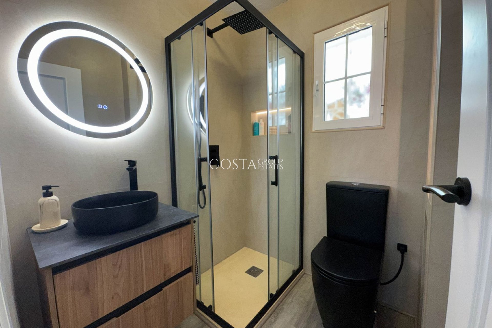 Revente - Villa -
Orihuela - Orihuela Costa