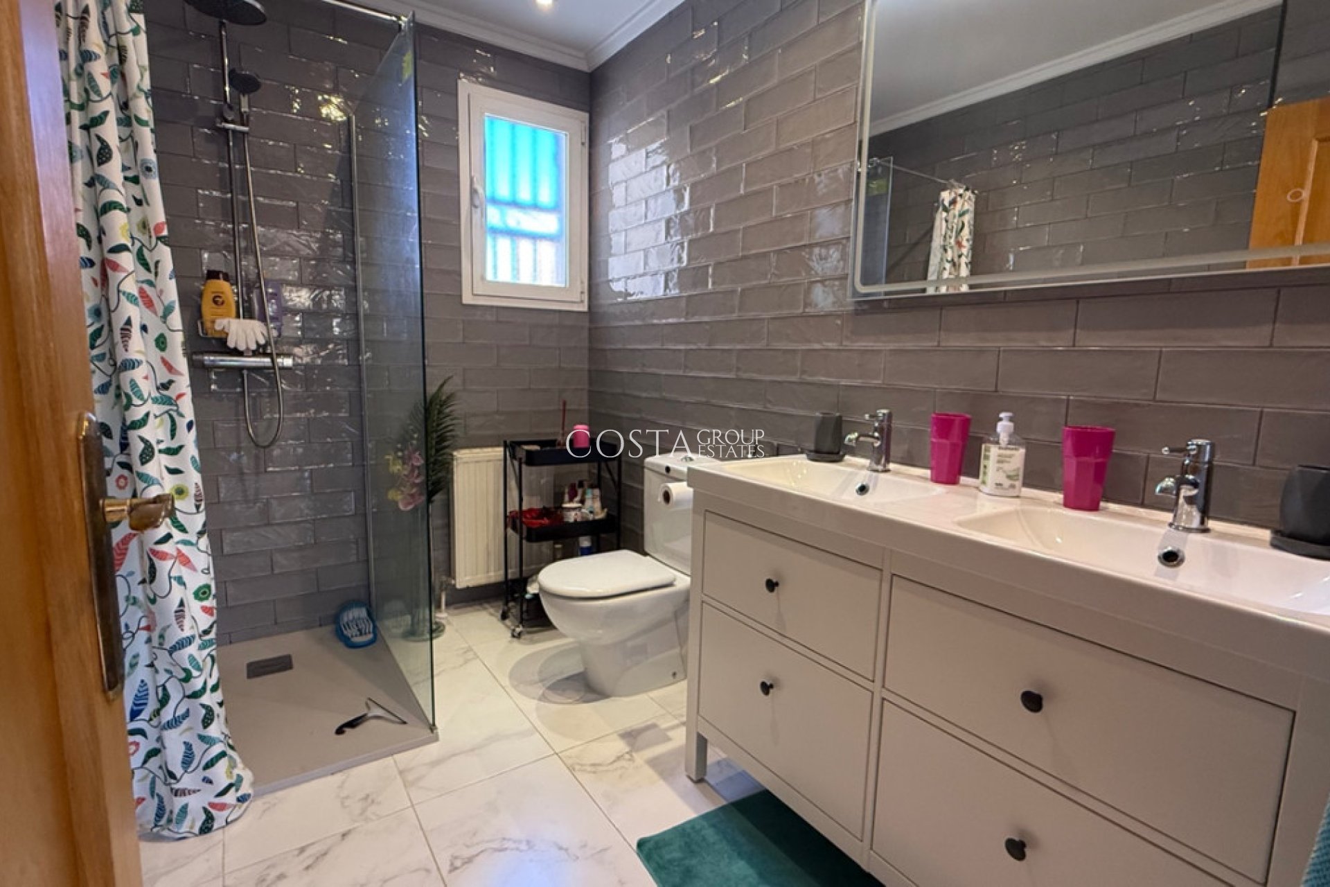 Revente - Villa -
Orihuela - Orihuela Costa