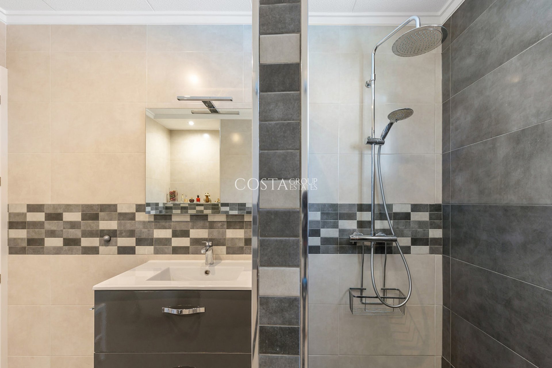 Revente - Villa -
Orihuela - Punta Prima