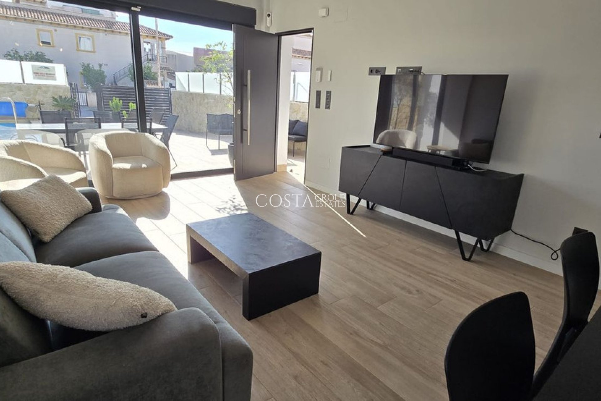 Revente - Villa -
Orihuela - Punta Prima