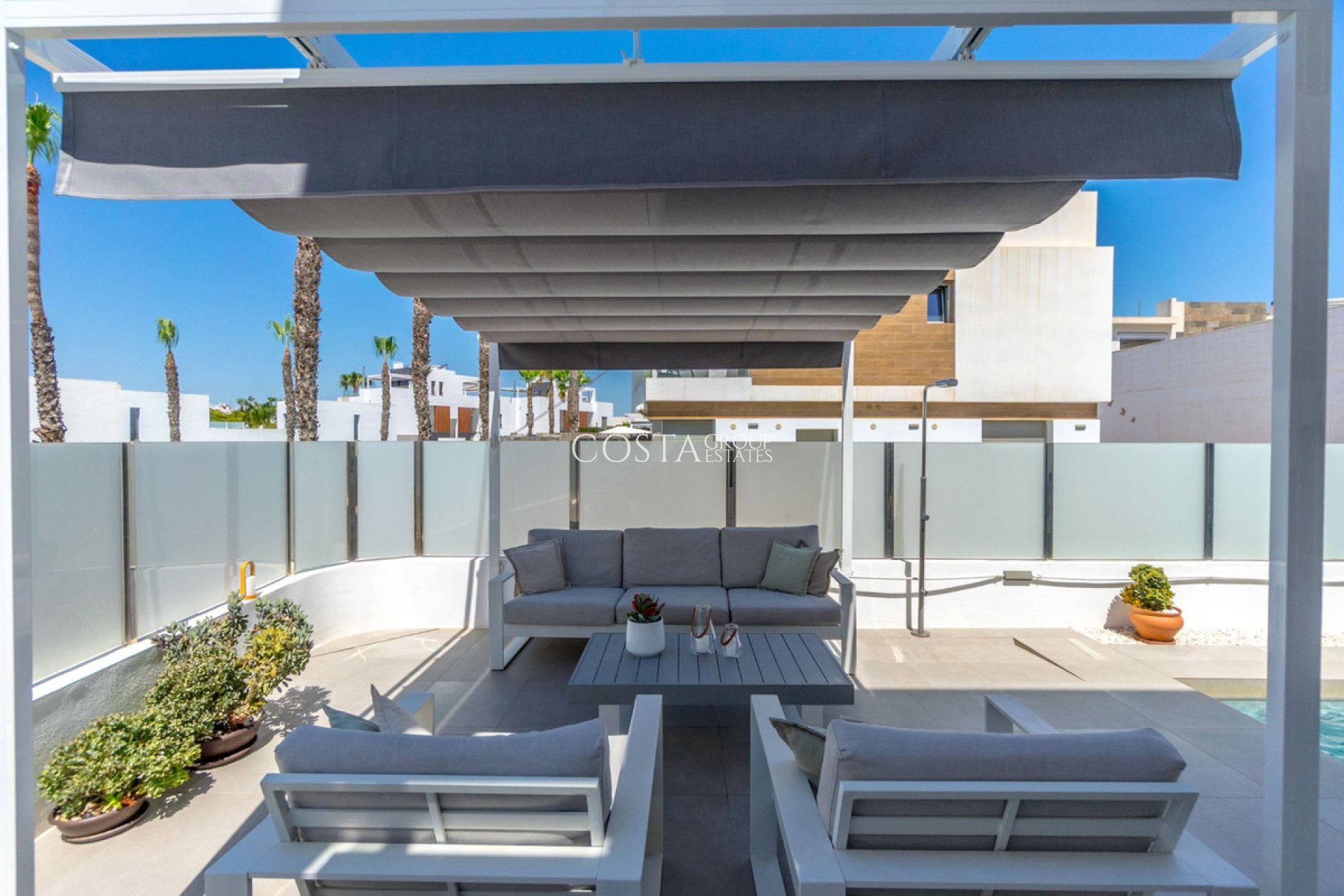 Revente - Villa -
Orihuela - Villamartin