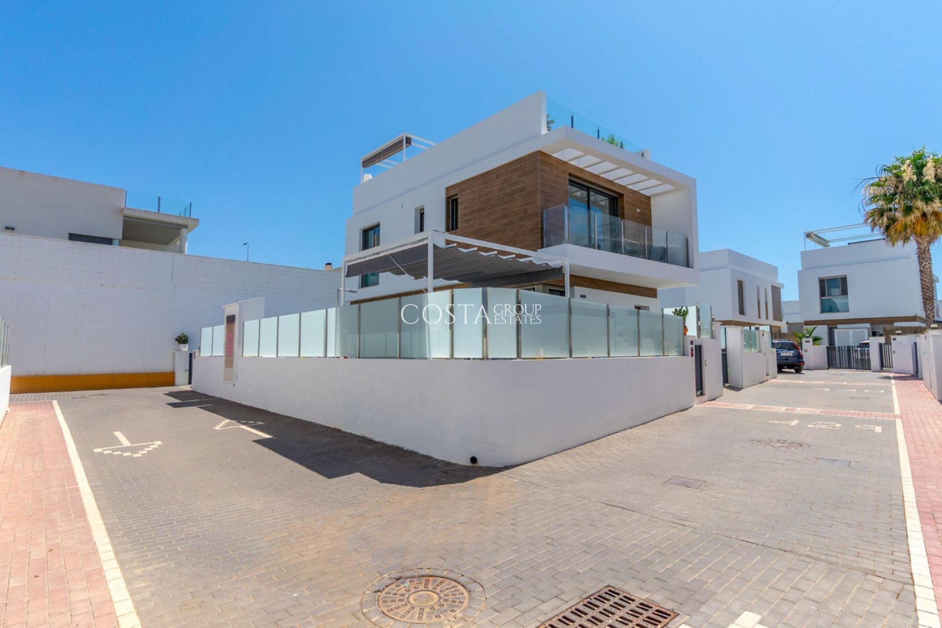 Revente - Villa -
Orihuela - Villamartin