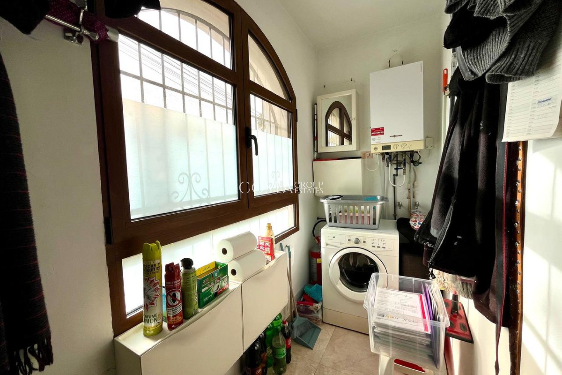 Revente - Villa -
Orihuela - Villamartin