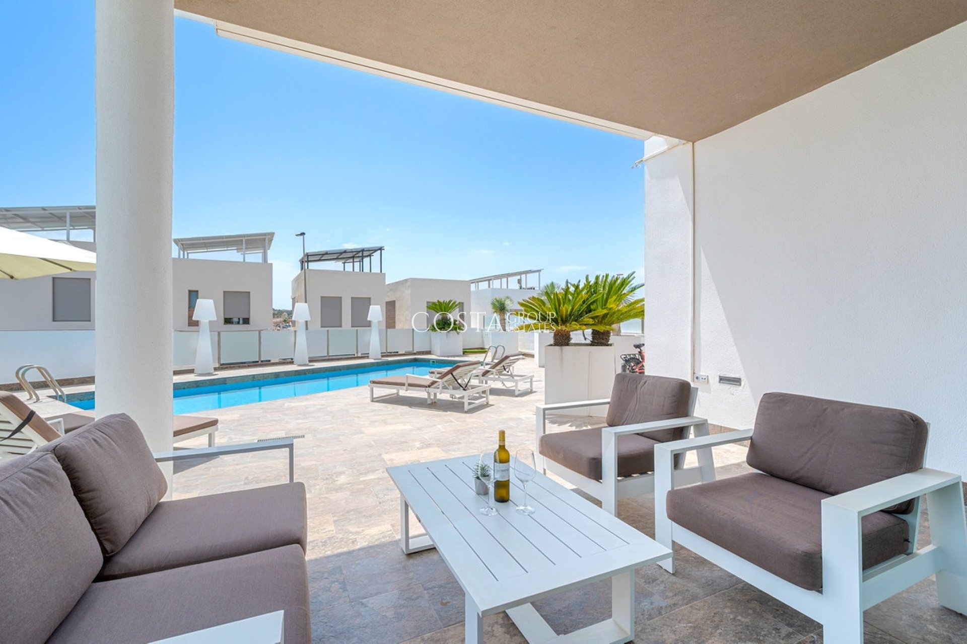 Revente - Villa -
Orihuela - Villamartin