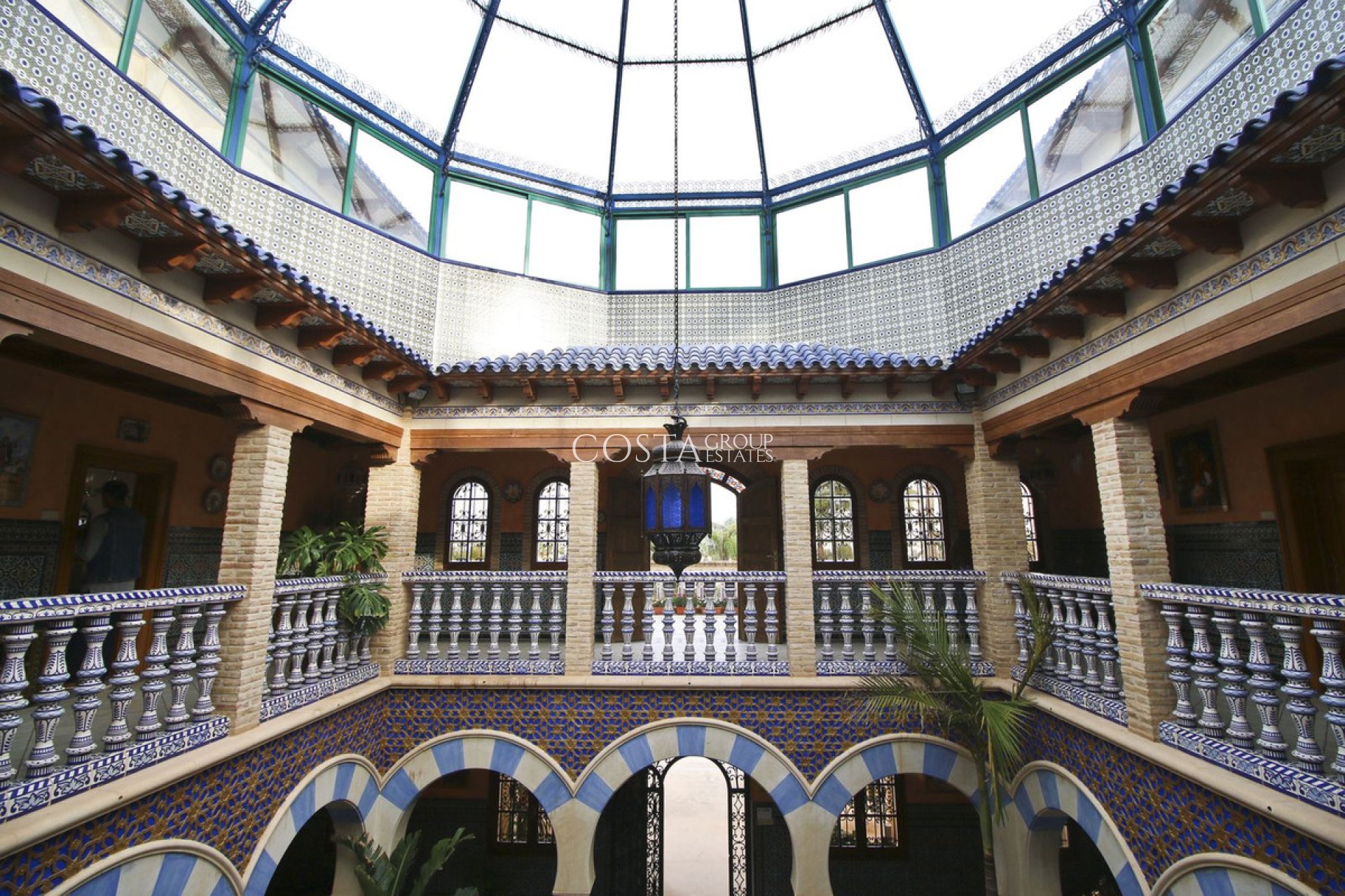 Revente - Villa -
Orihuela - Villamartin