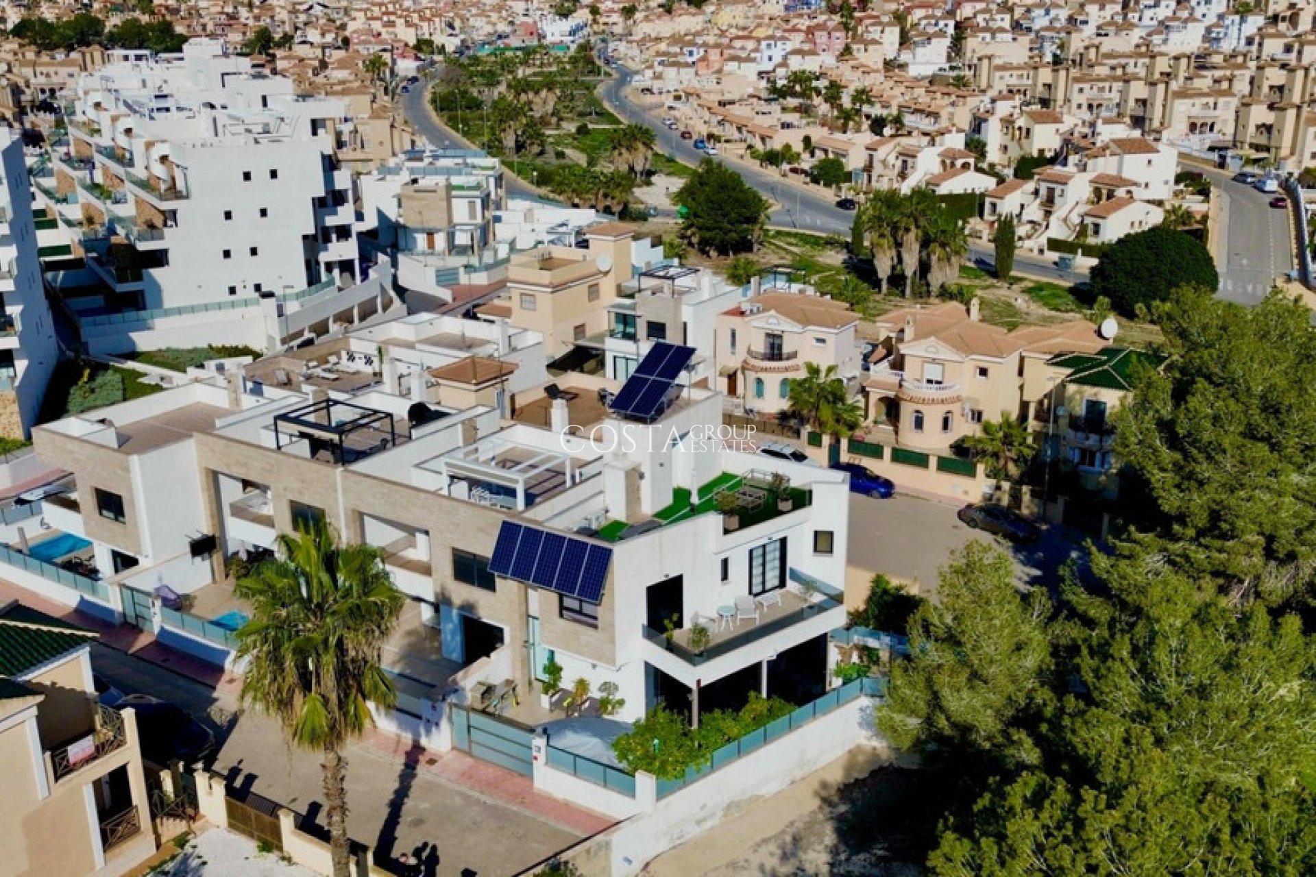 Revente - Villa -
Orihuela - Villamartin