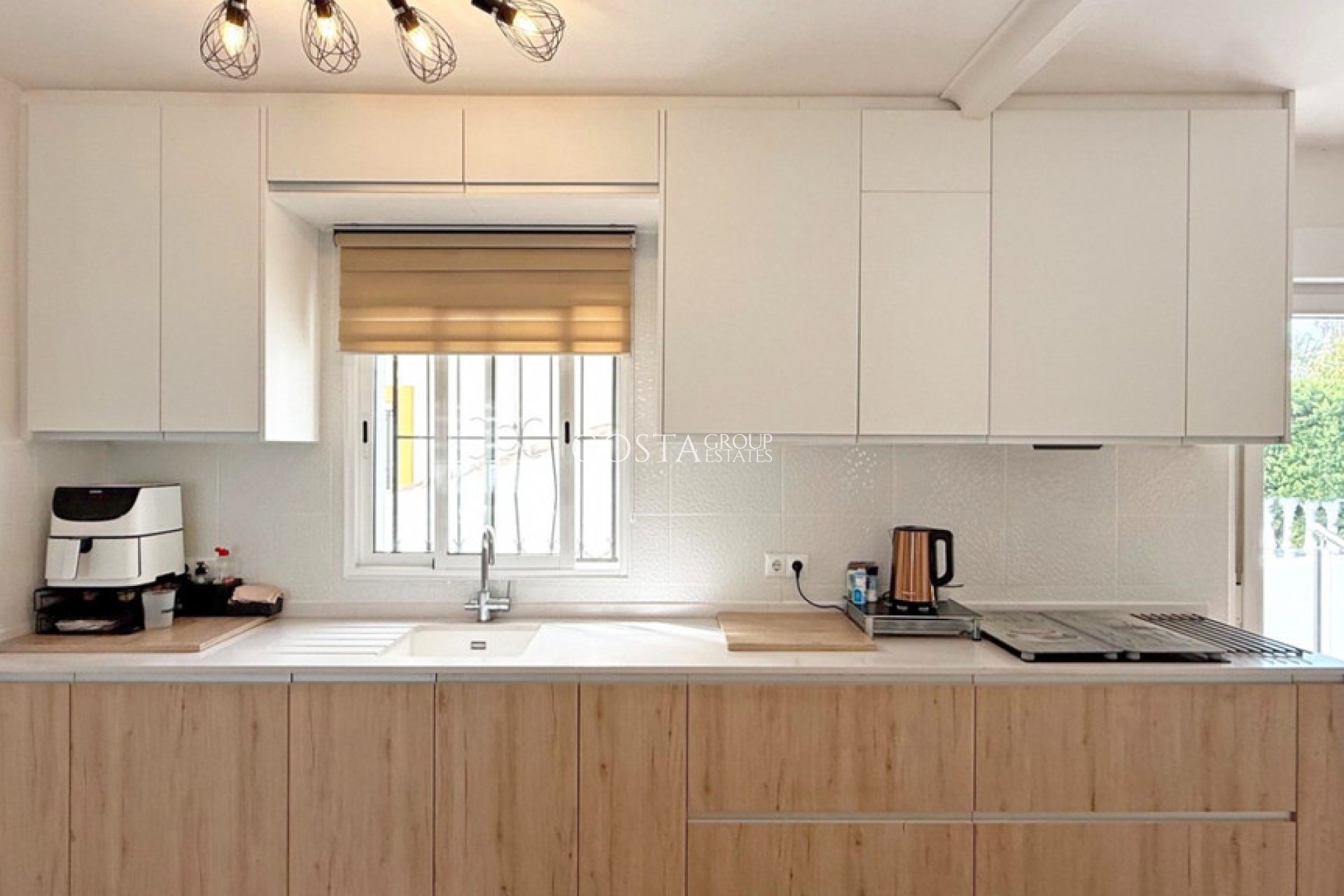 Revente - Villa -
Orihuela - Villamartin