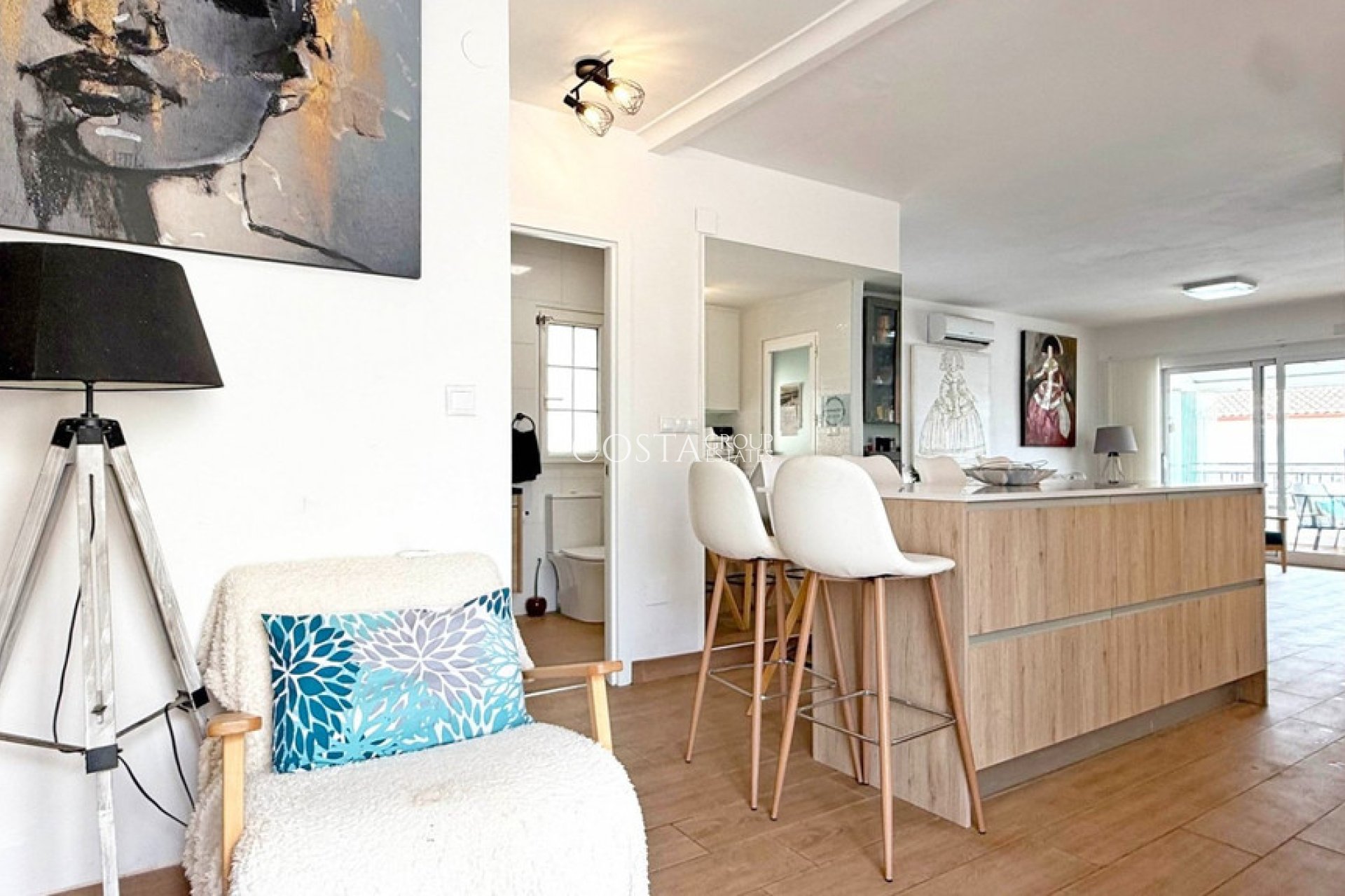 Revente - Villa -
Orihuela - Villamartin