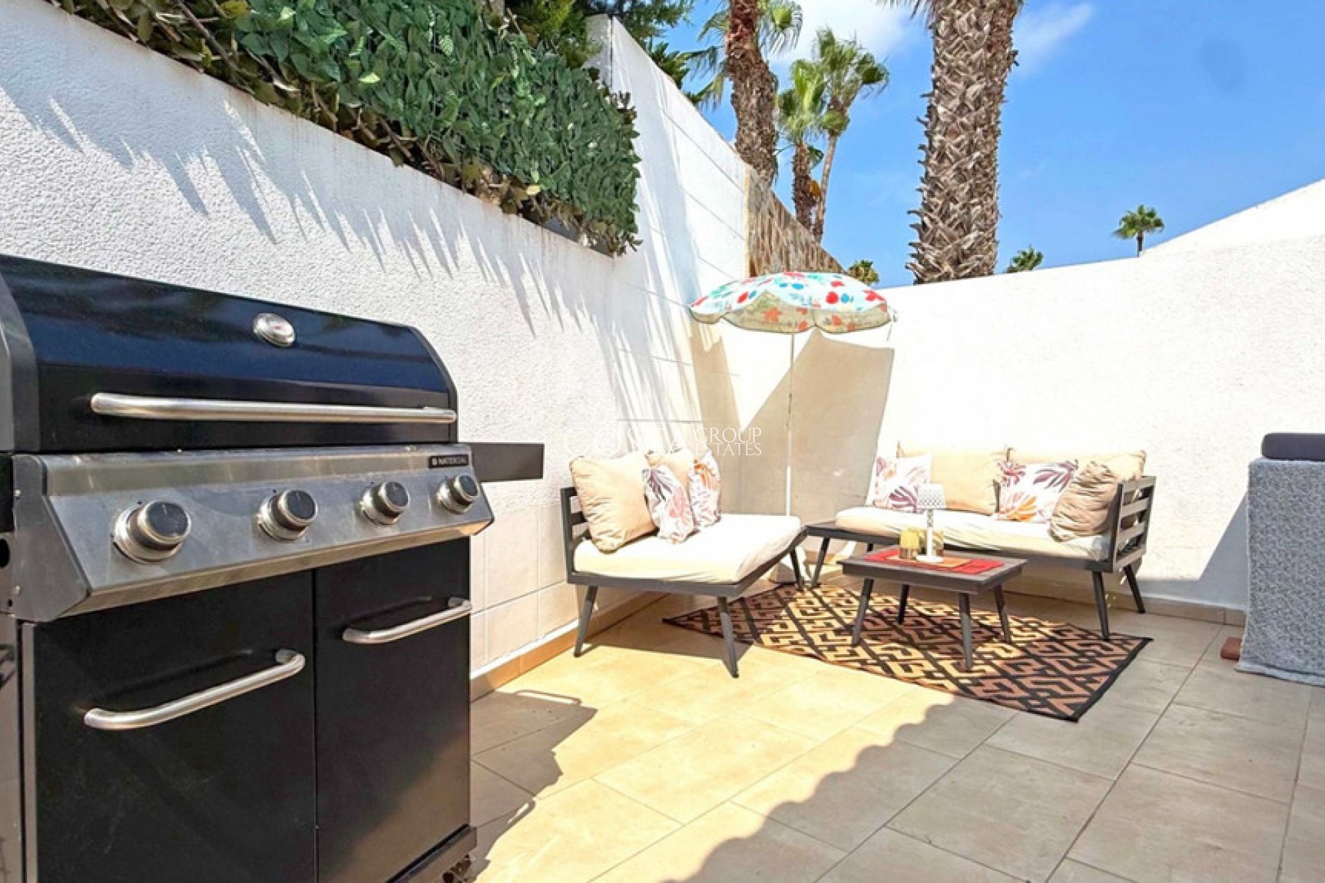 Revente - Villa -
Orihuela - Villamartin