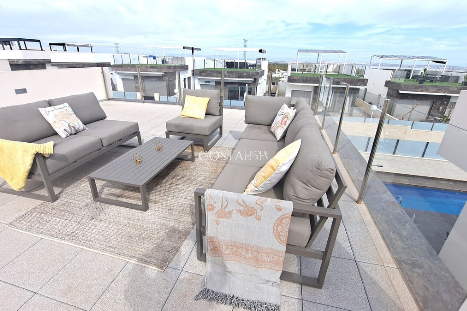 Revente - Villa -
Orihuela - Villamartin