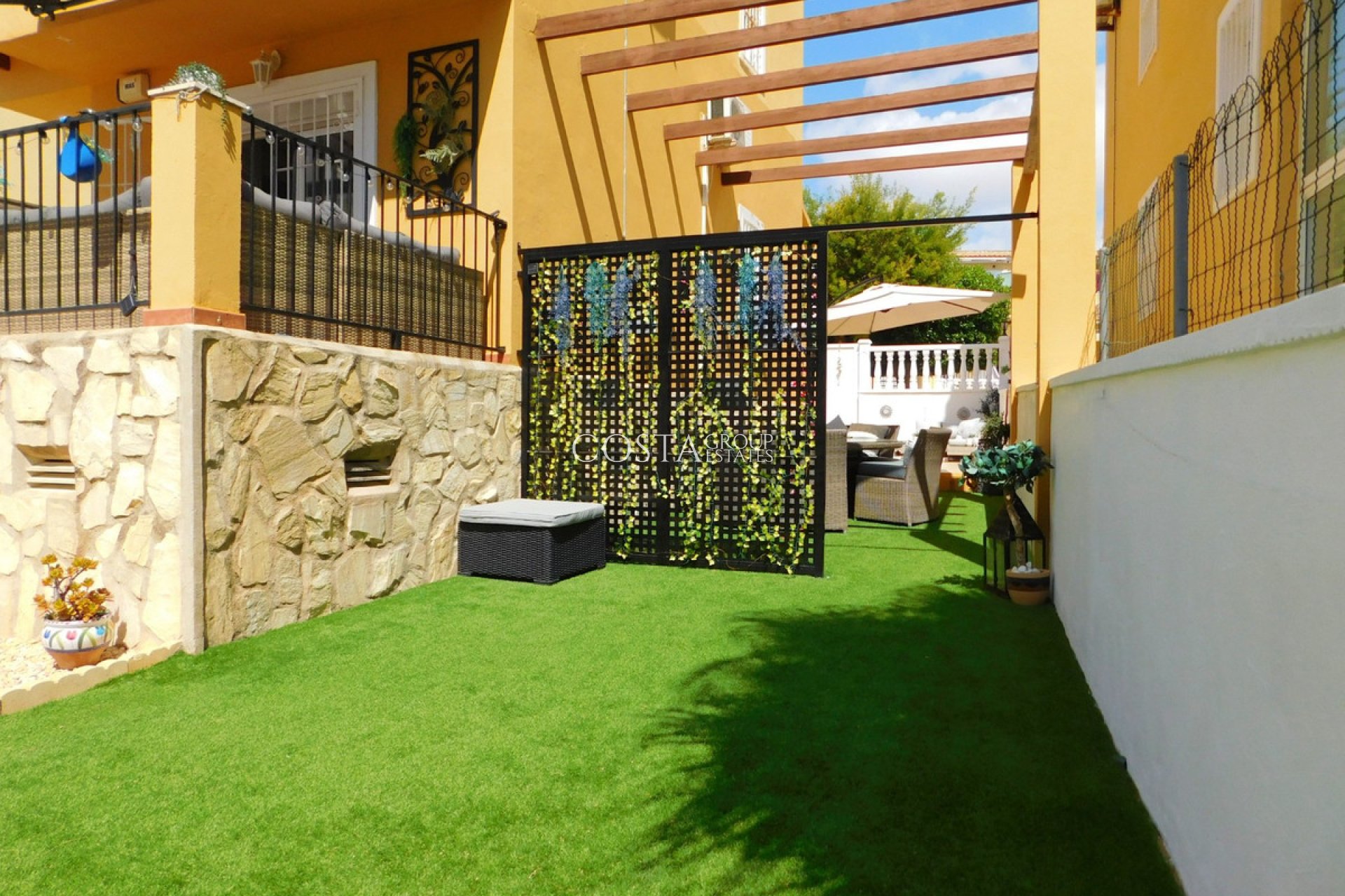 Revente - Villa -
Orihuela - Villamartin