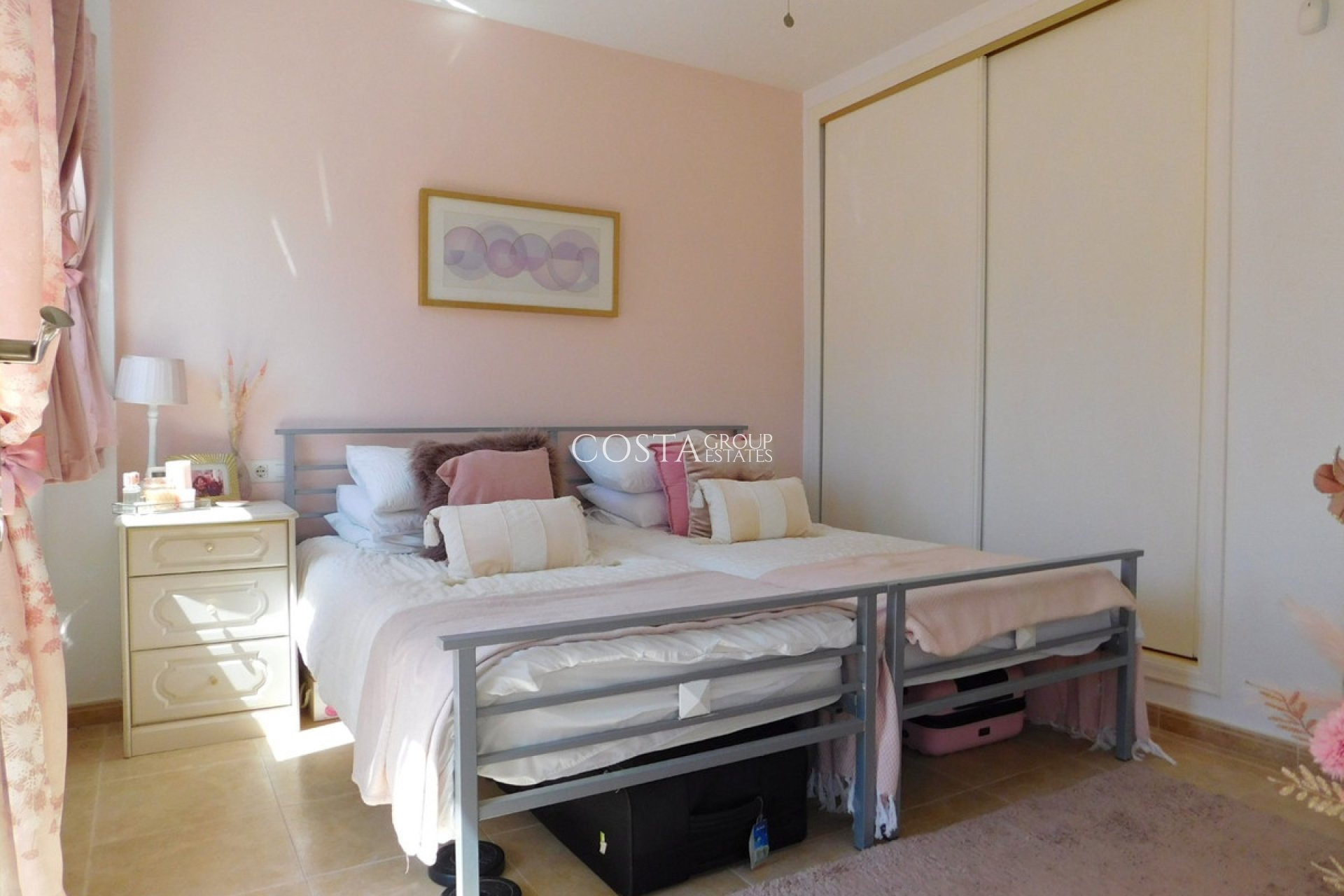 Revente - Villa -
Orihuela - Villamartin