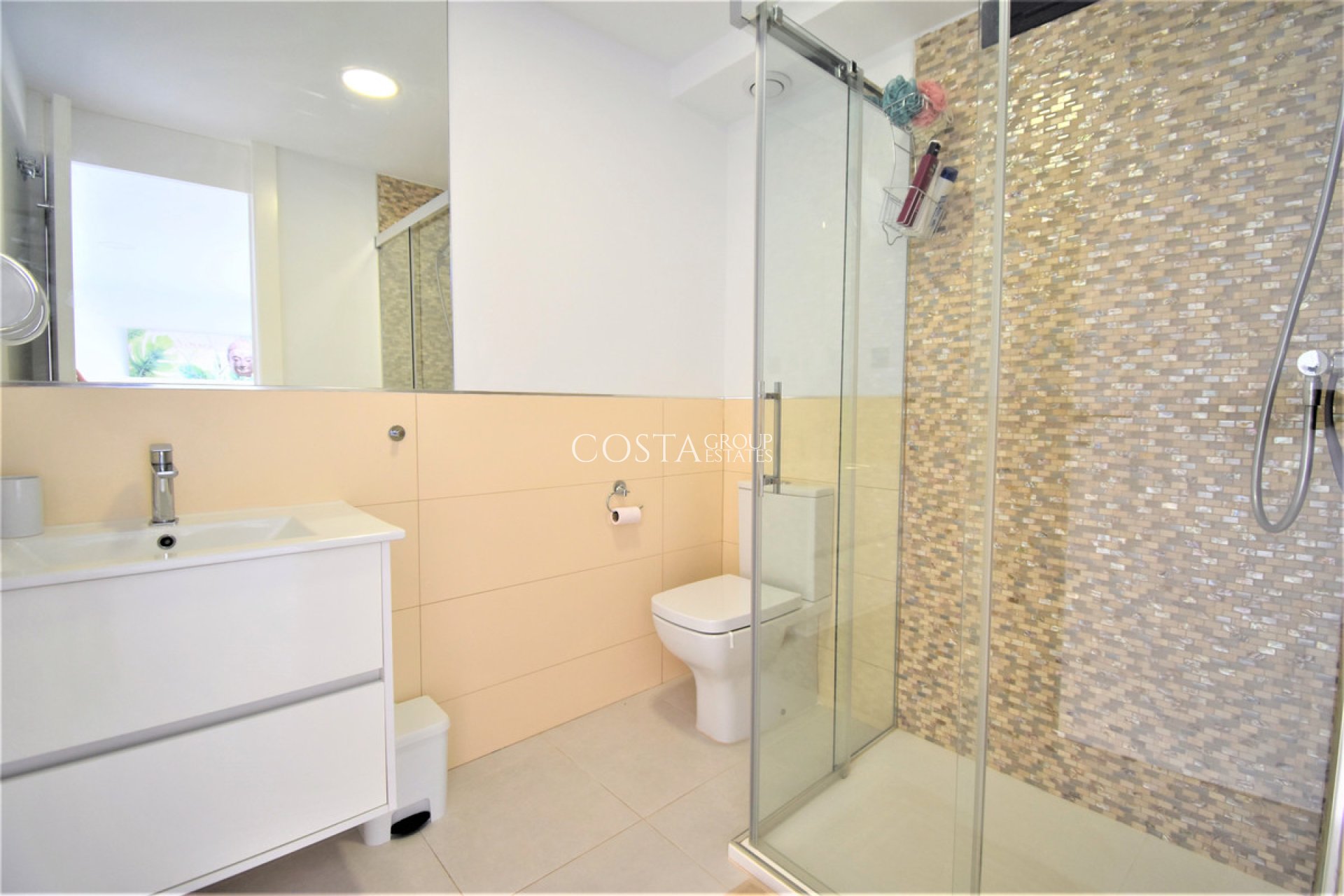 Revente - Villa -
Orihuela - Villamartin