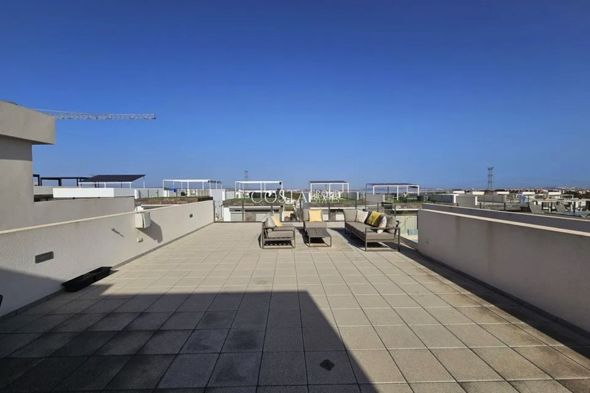 Revente - Villa -
Orihuela - Villamartin