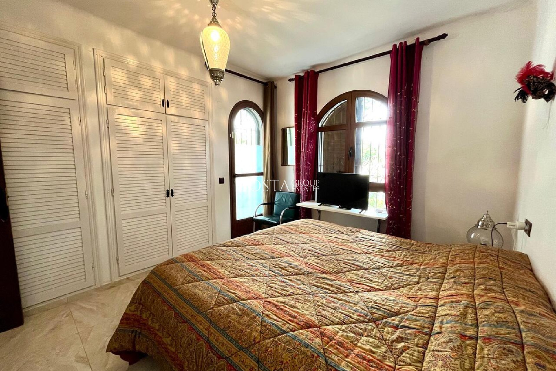 Revente - Villa -
Orihuela - Villamartin