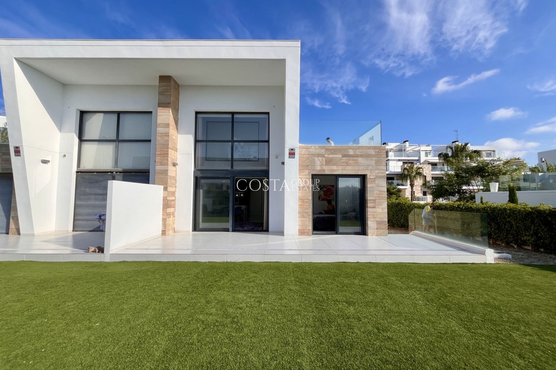 Revente - Villa -
Orihuela - Villamartin