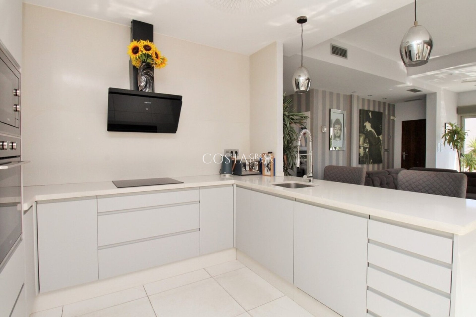 Revente - Villa -
Orihuela - Villamartin