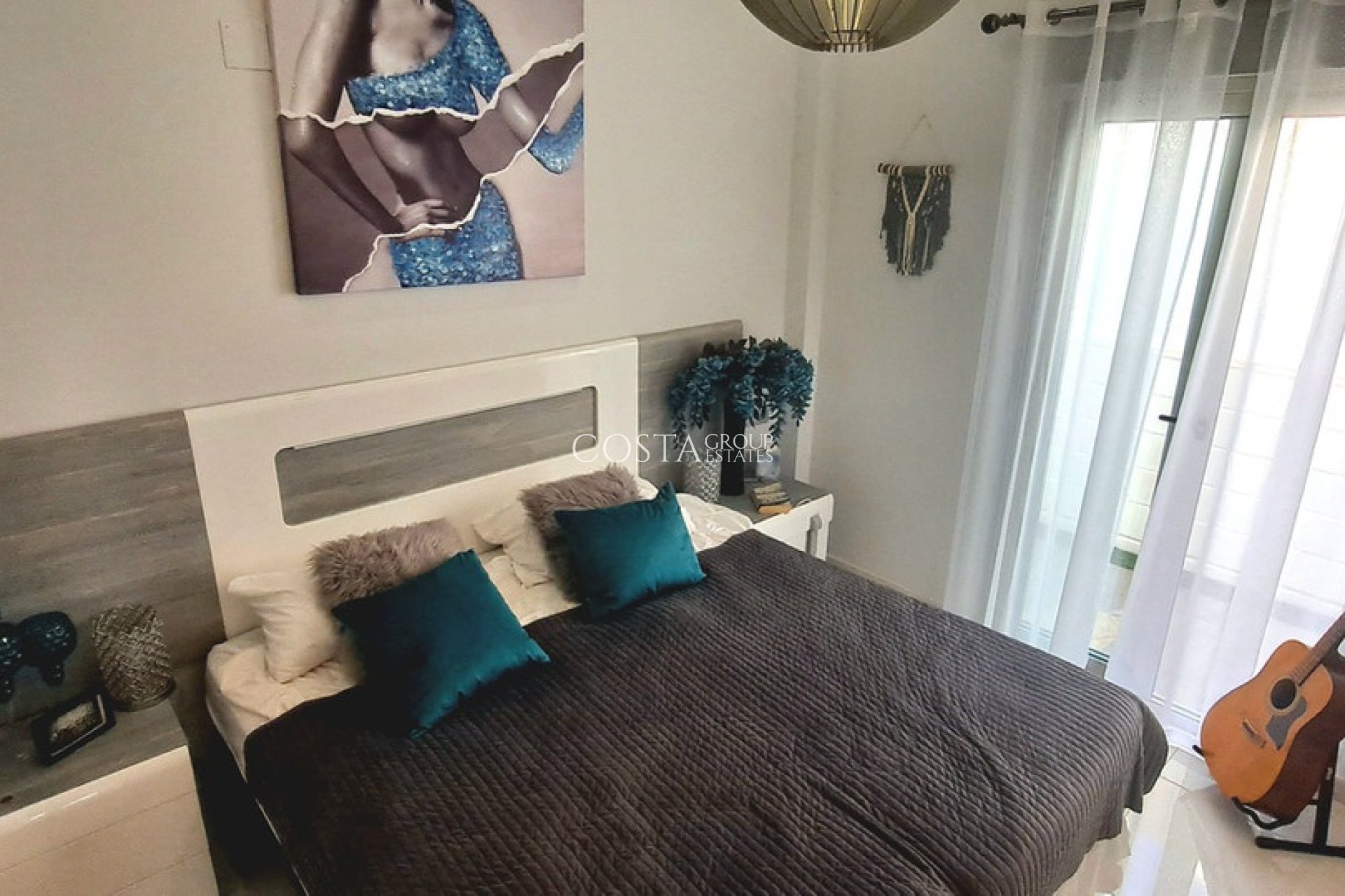 Revente - Villa -
Orihuela - Villamartin