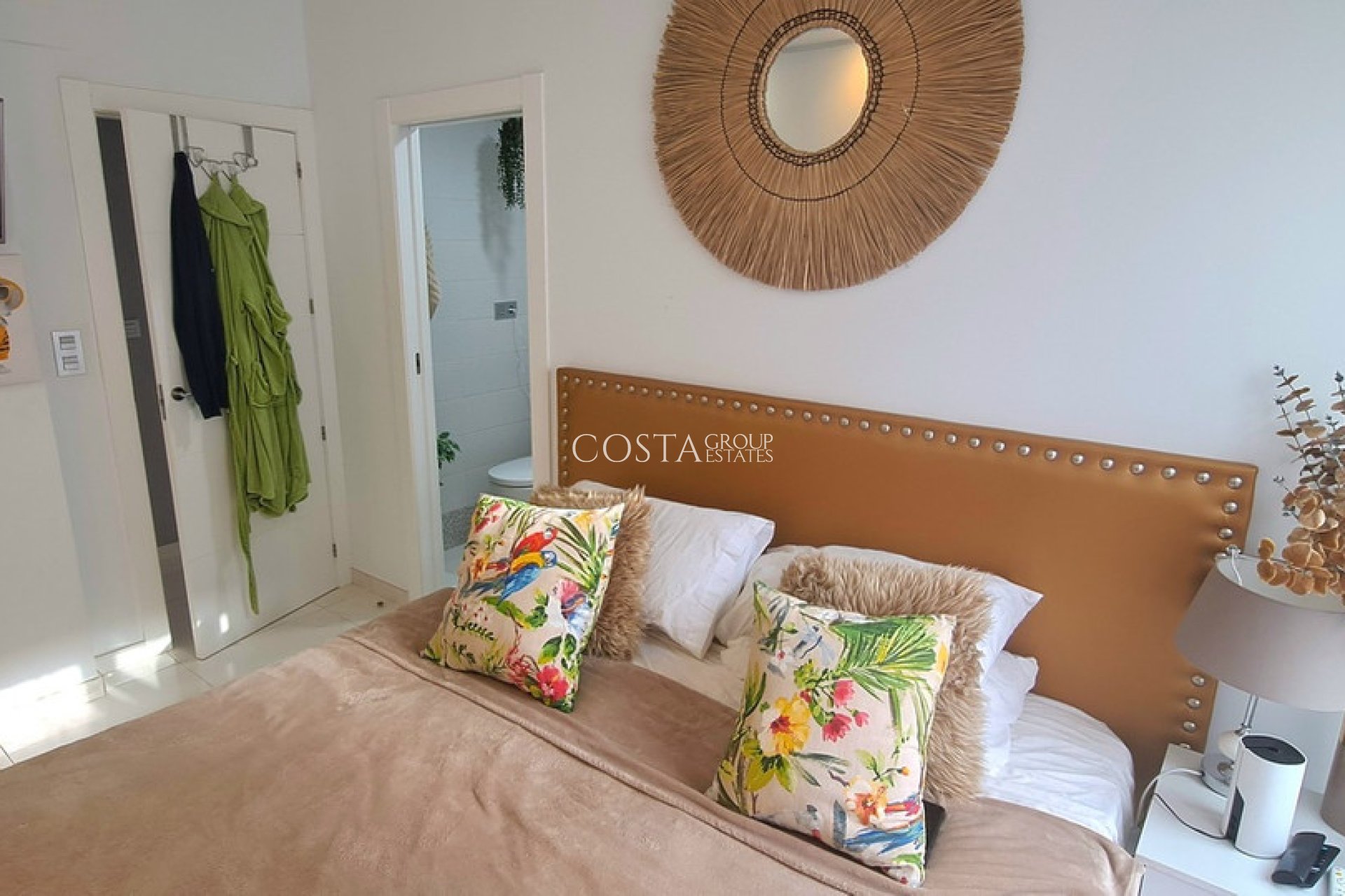 Revente - Villa -
Orihuela - Villamartin