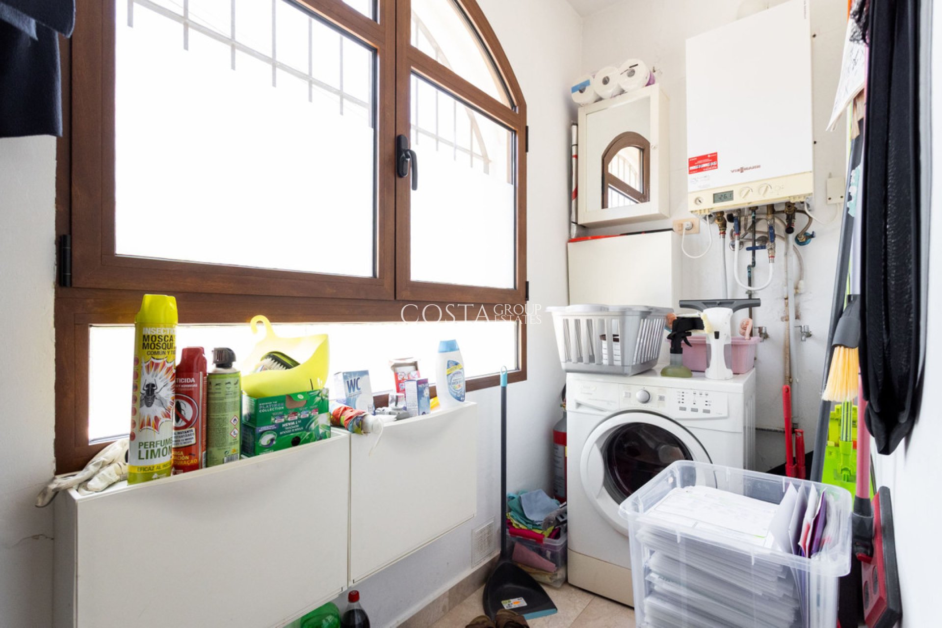 Revente - Villa -
Orihuela - Villamartin