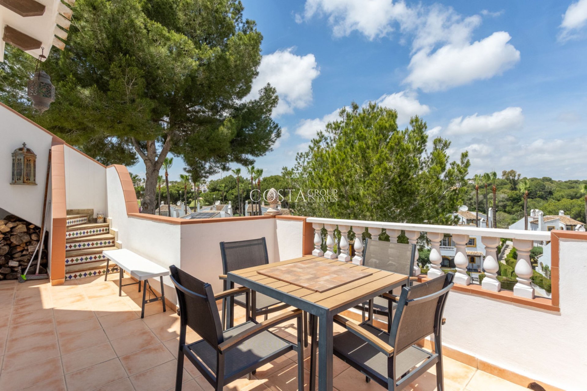 Revente - Villa -
Orihuela - Villamartin