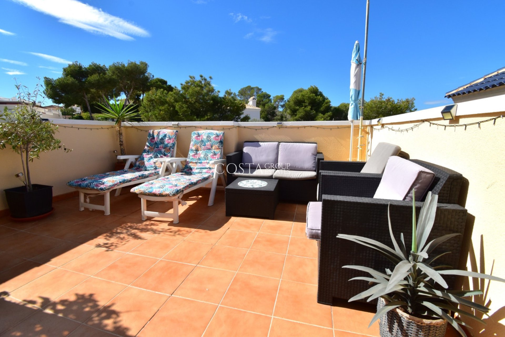 Revente - Villa -
Orihuela - Villamartin