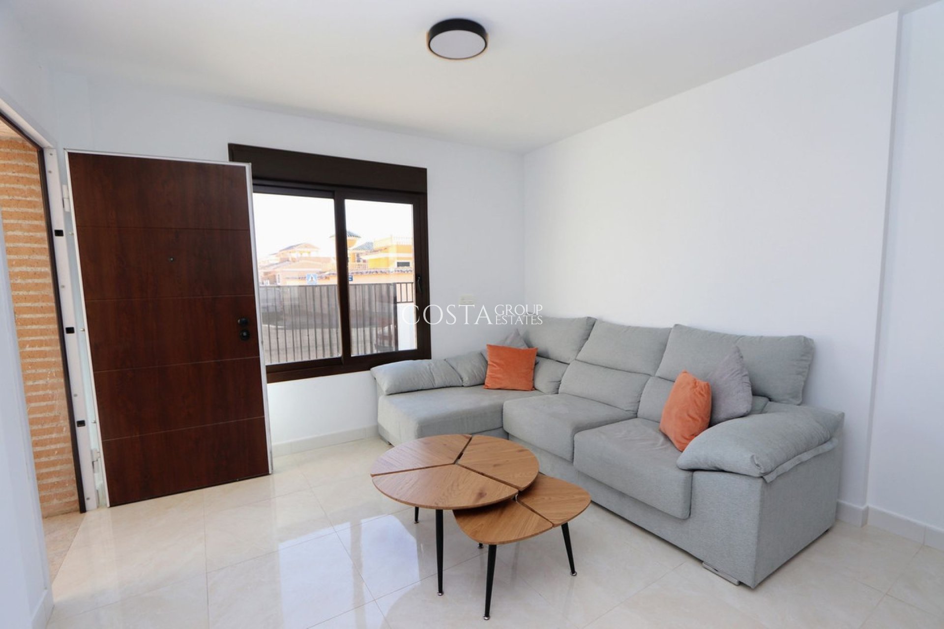 Revente - Villa -
Orihuela - Villamartin