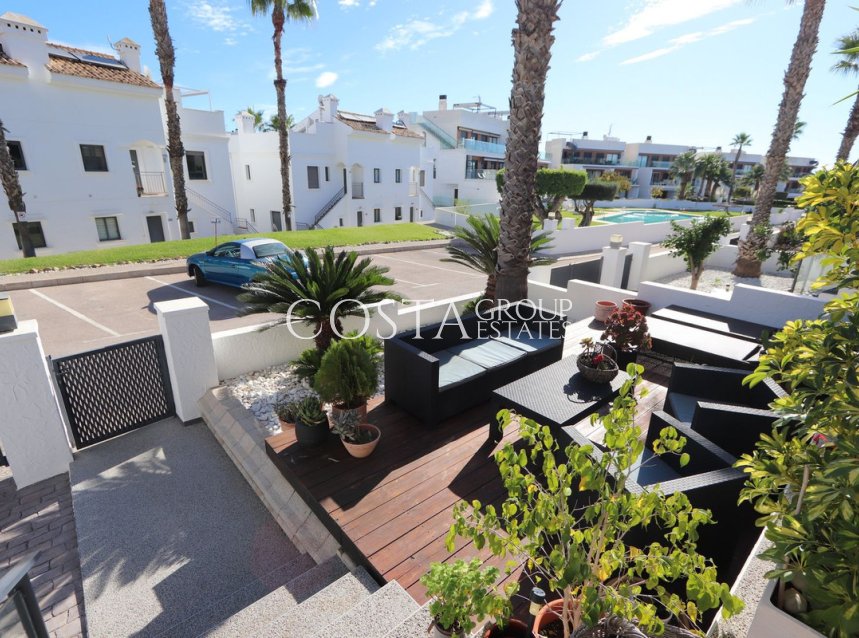 Revente - Villa -
Orihuela - Villamartin