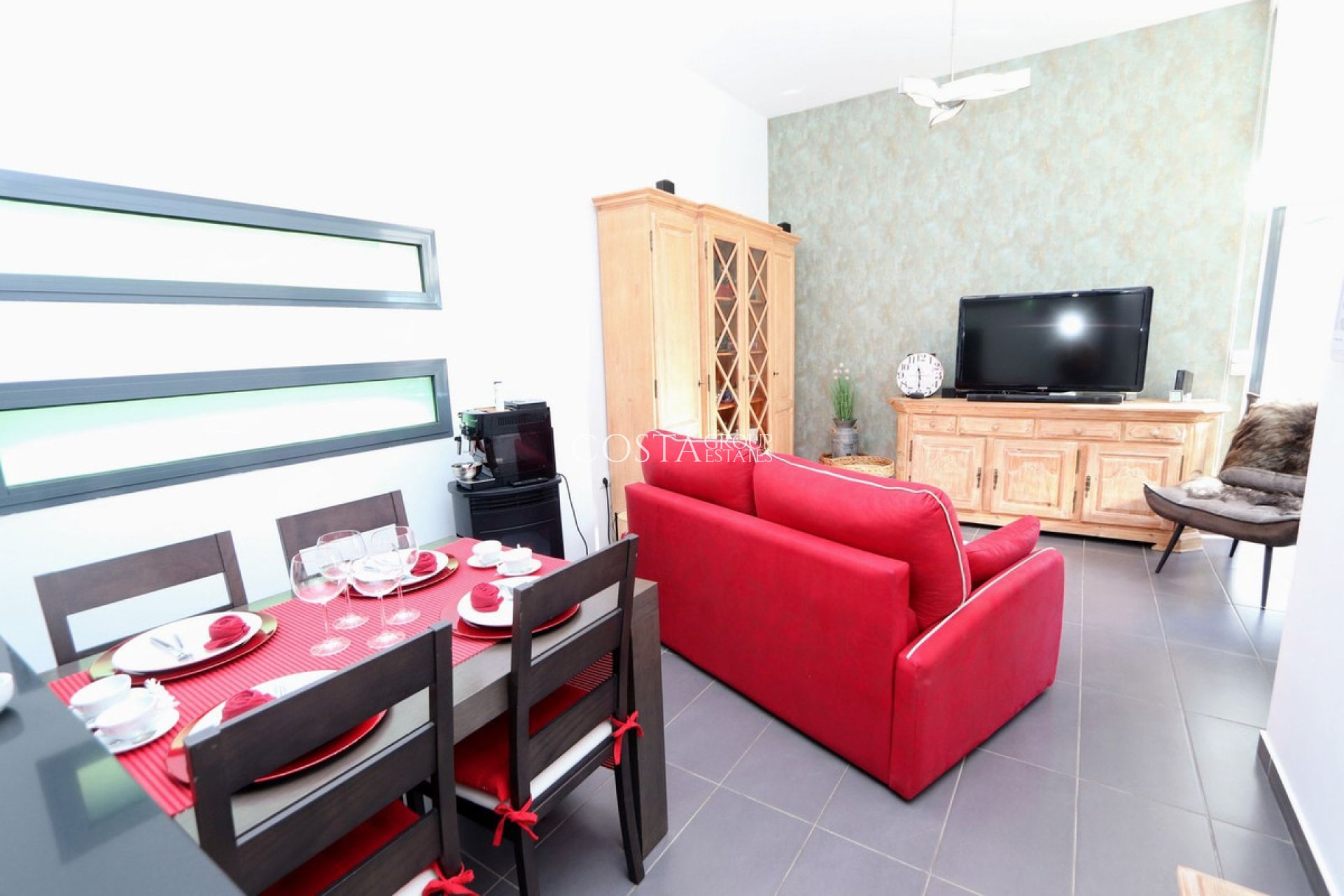 Revente - Villa -
Orihuela - Villamartin