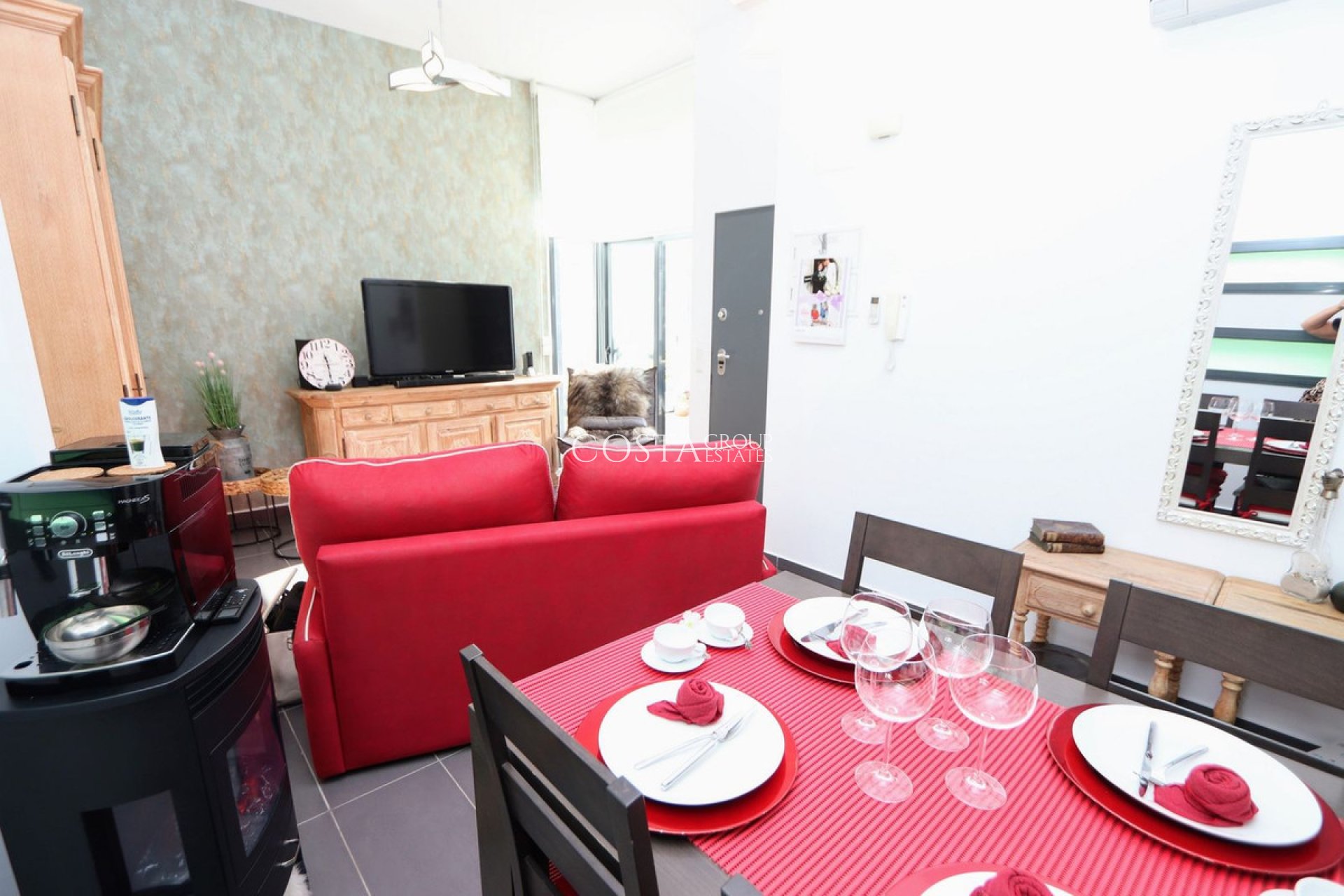 Revente - Villa -
Orihuela - Villamartin