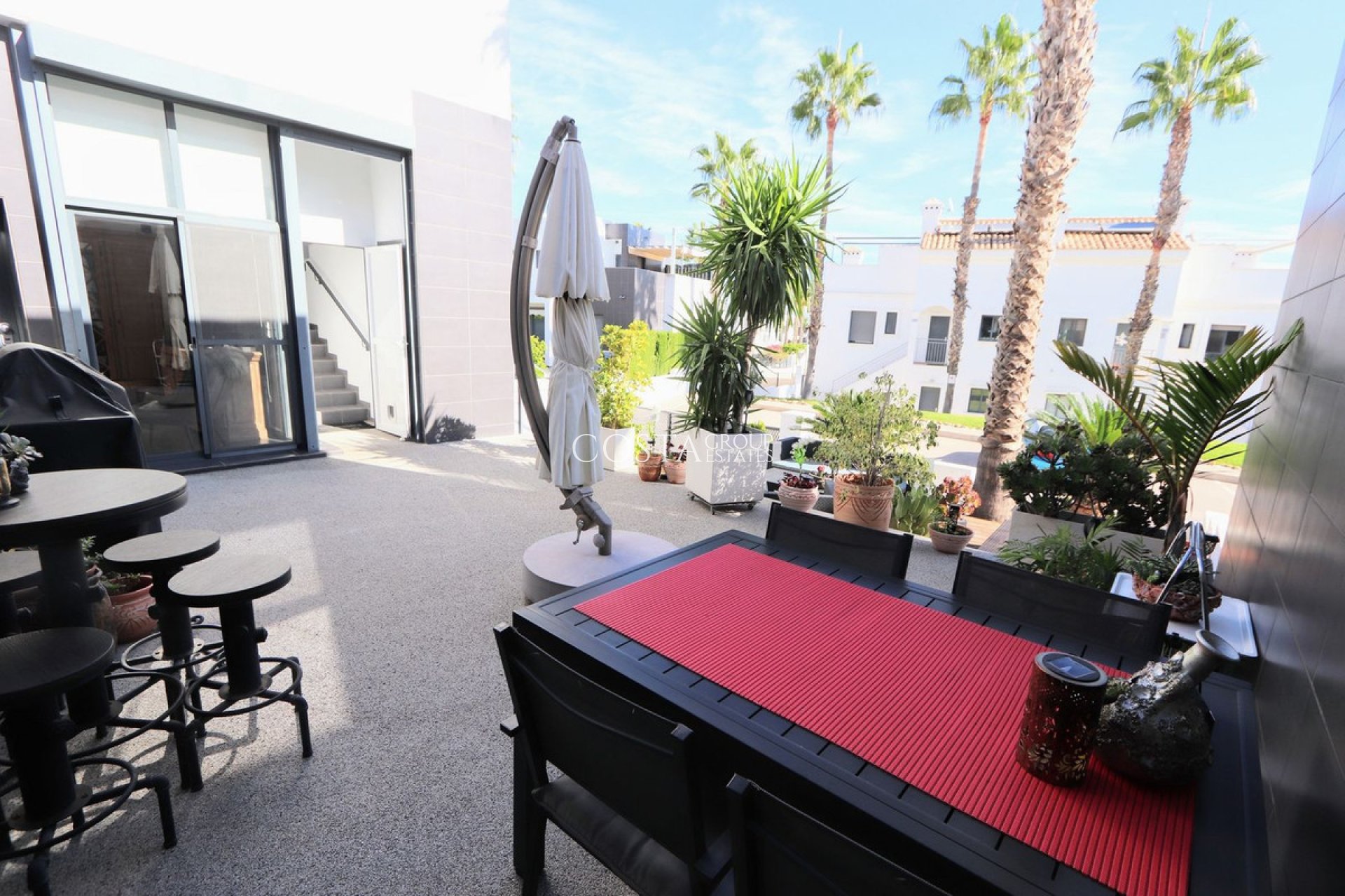 Revente - Villa -
Orihuela - Villamartin