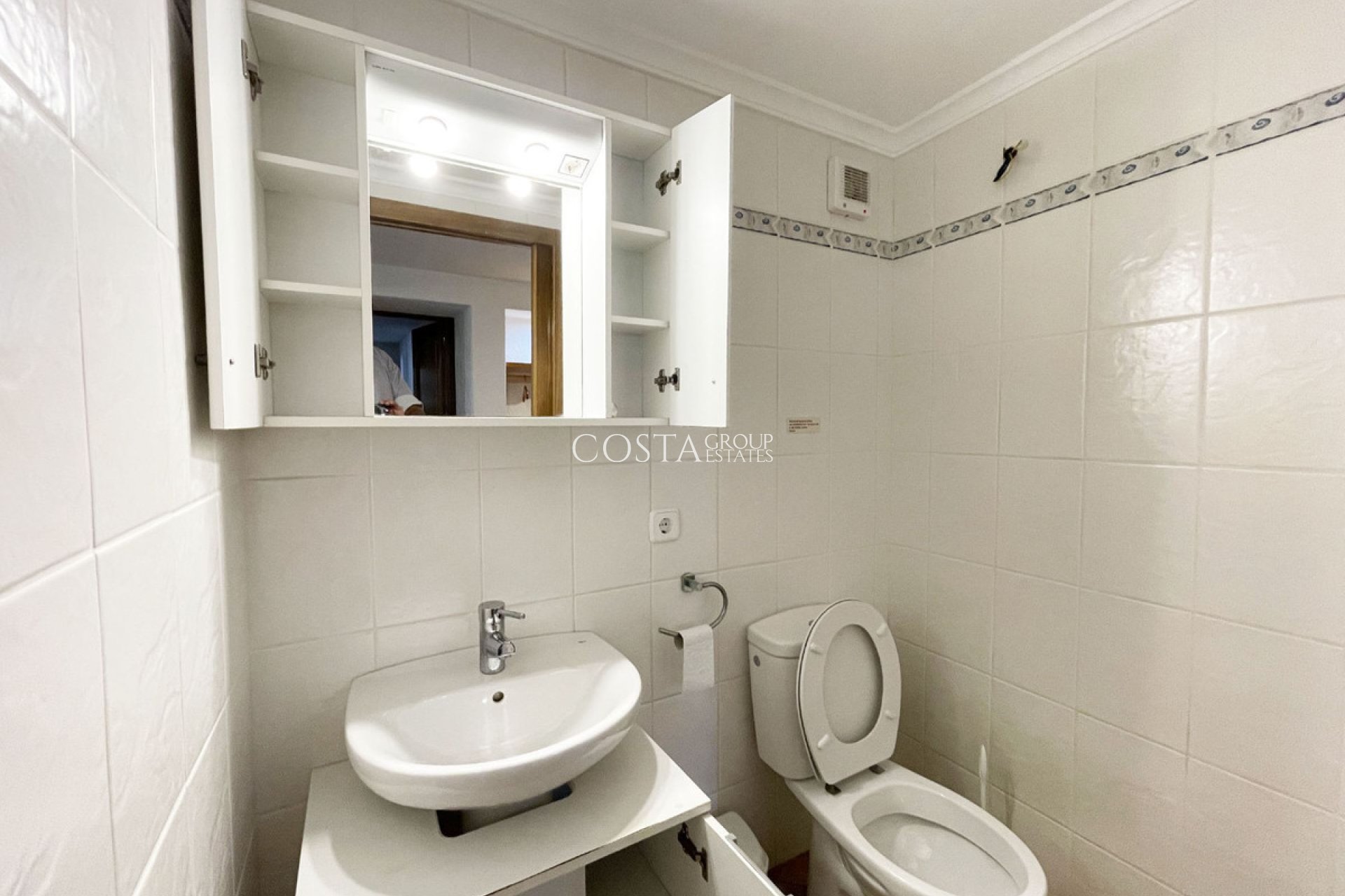 Revente - Villa -
Pinoso - Los Pinos