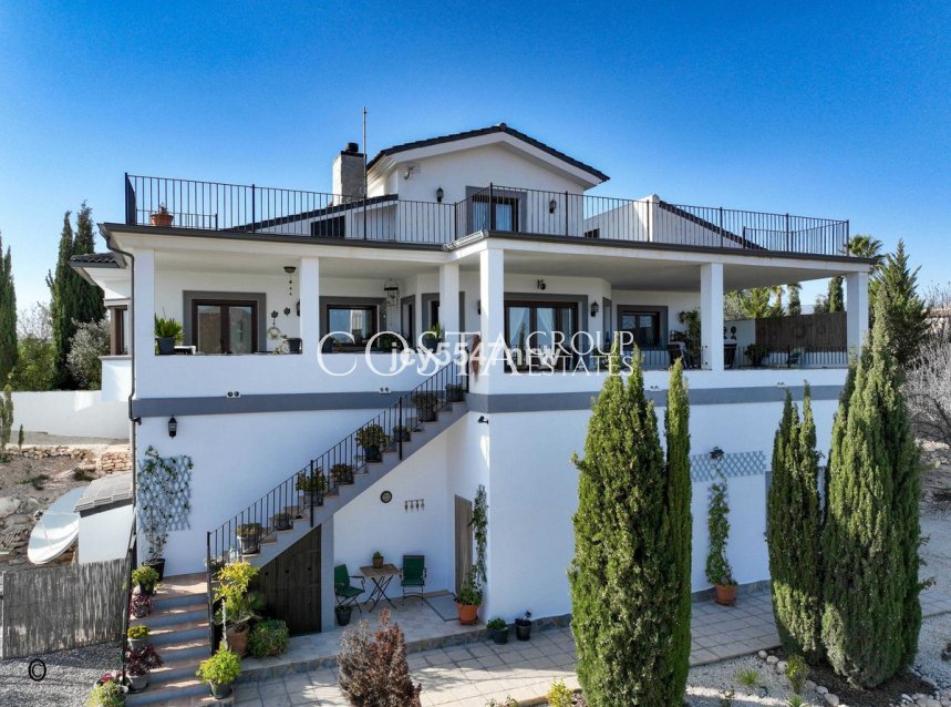 Revente - Villa -
Pinoso - Pinoso Centro