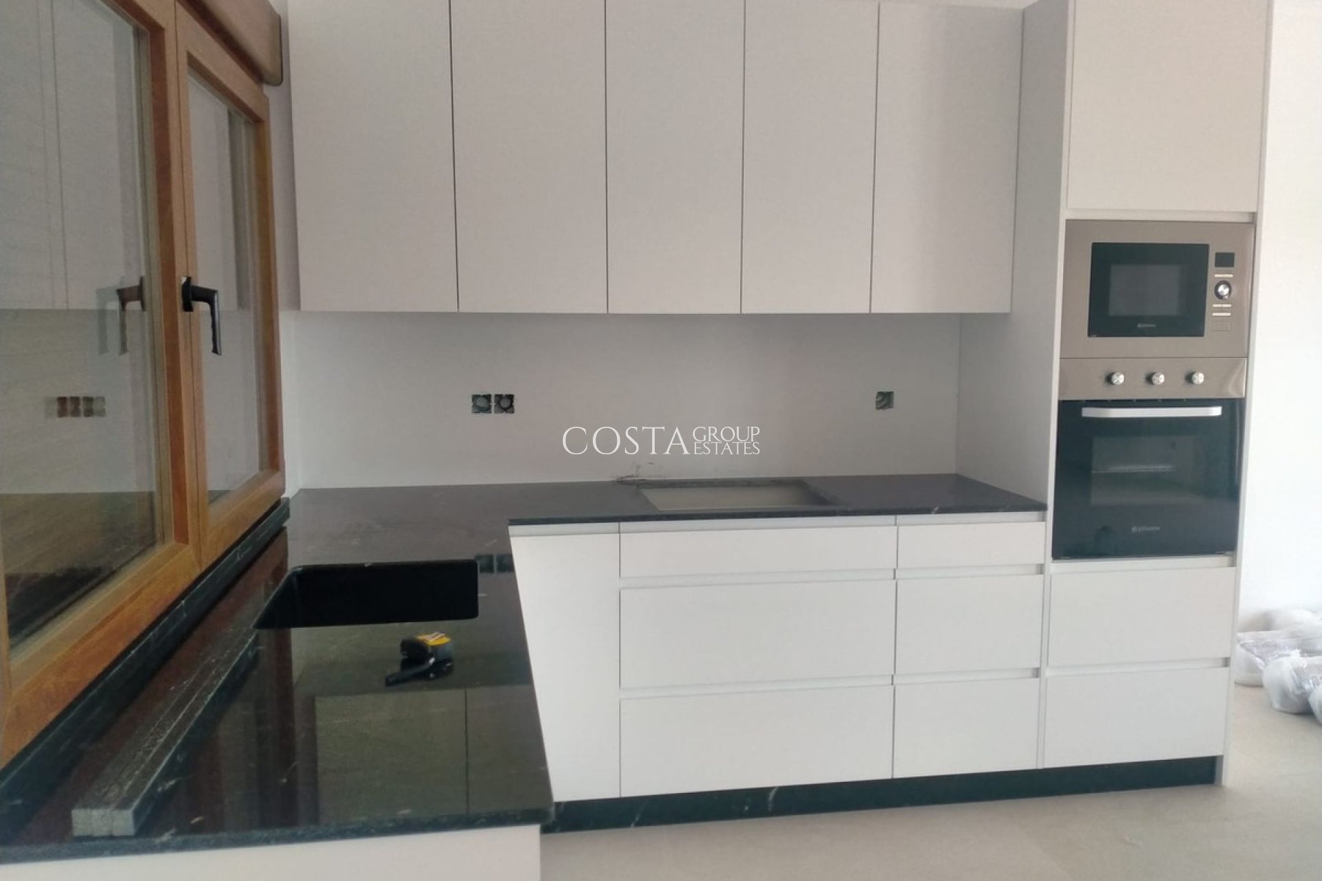 Revente - Villa -
Pinoso - Pinoso Centro