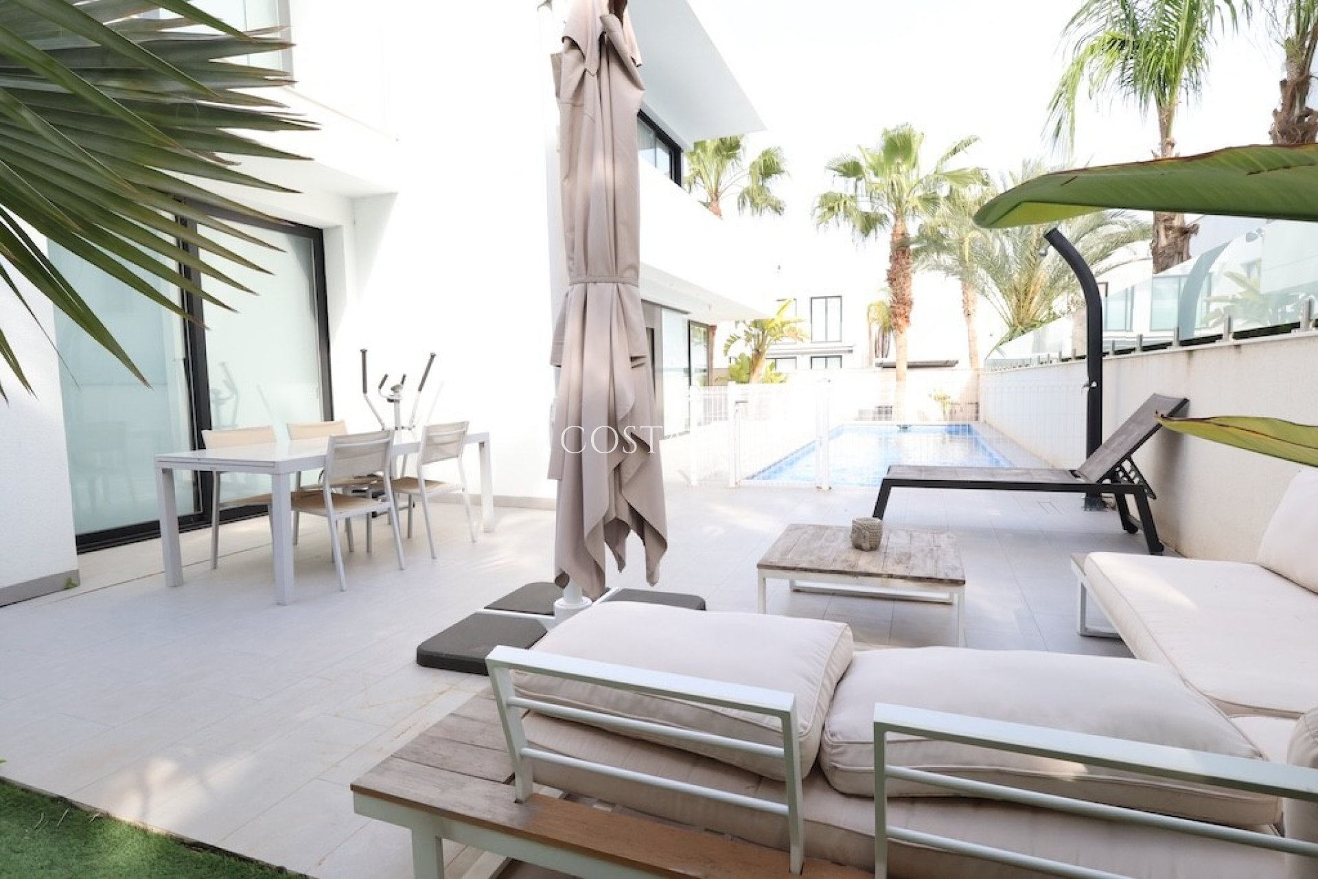 Revente - Villa -
Rojales - Quesada