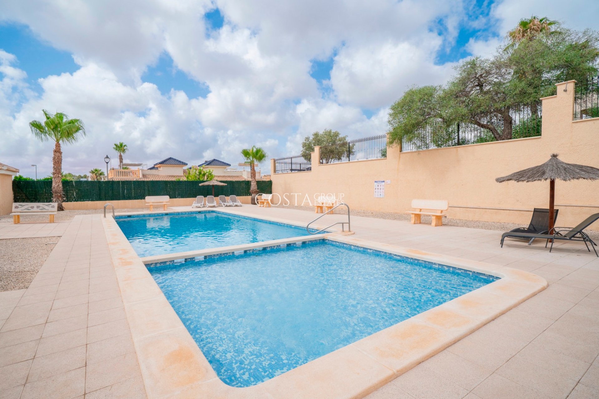 Revente - Villa -
Rojales - Rojales Centro