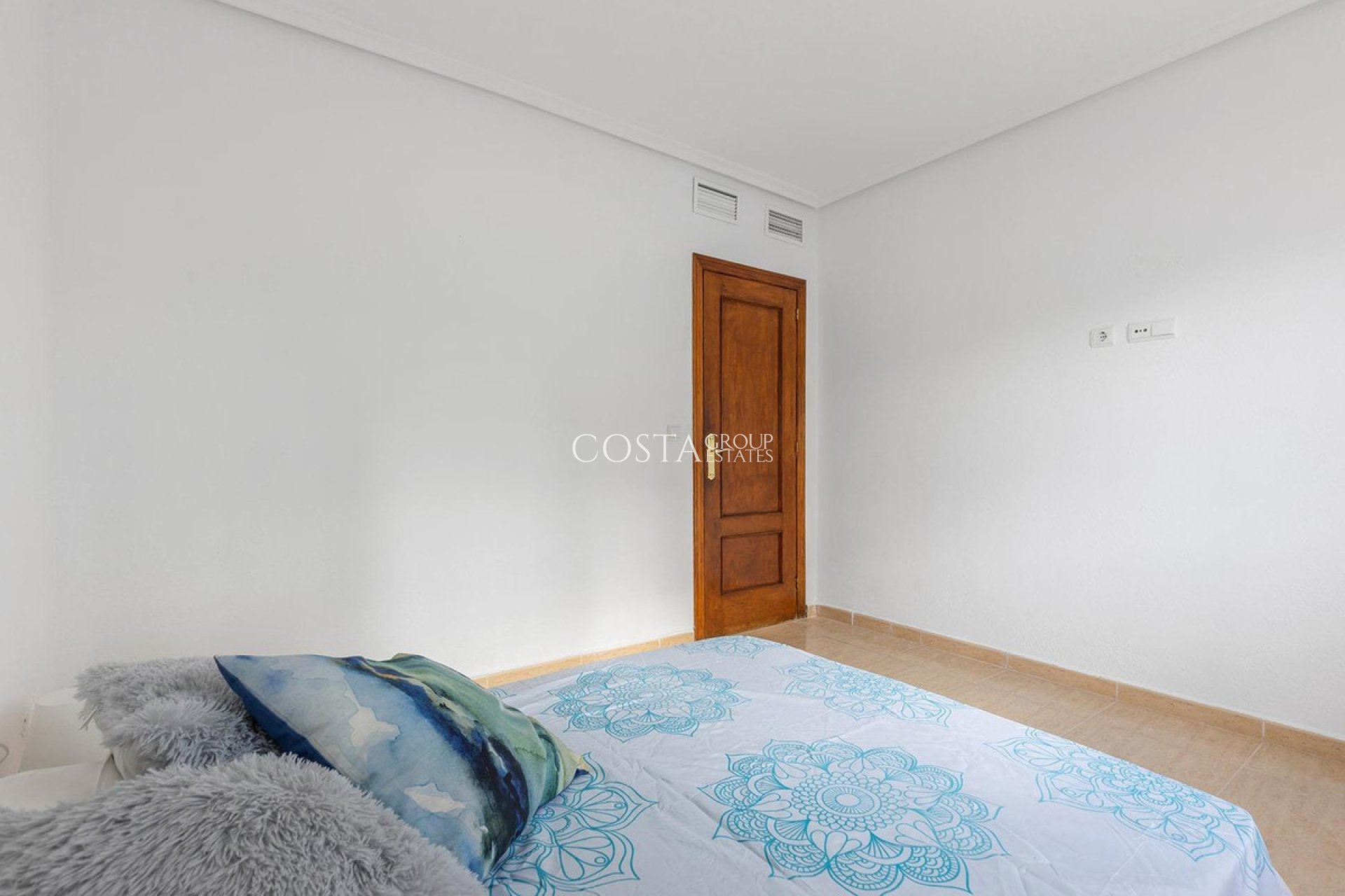 Revente - Villa -
Rojales - Rojales Centro