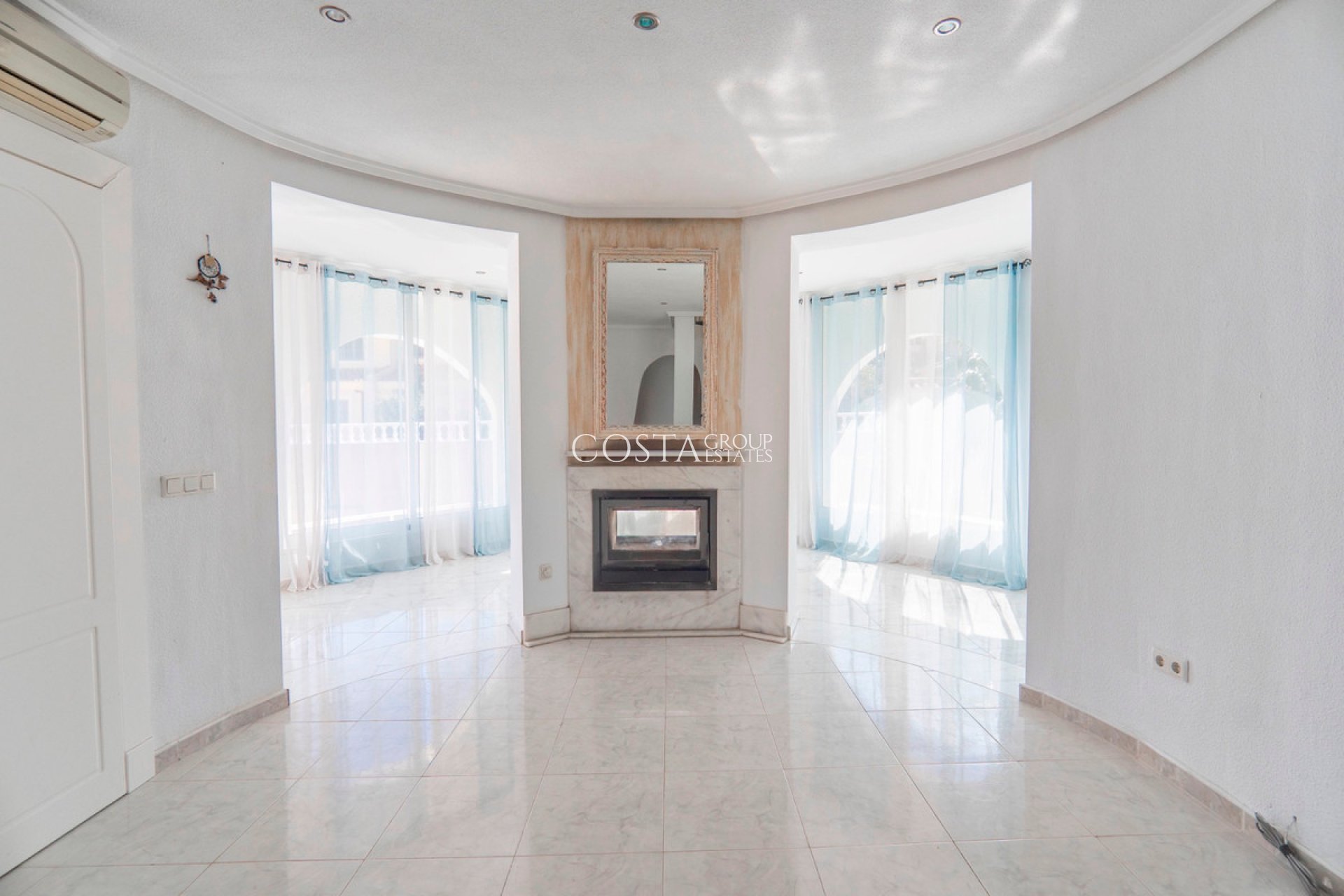 Revente - Villa -
Rojales - Rojales Centro